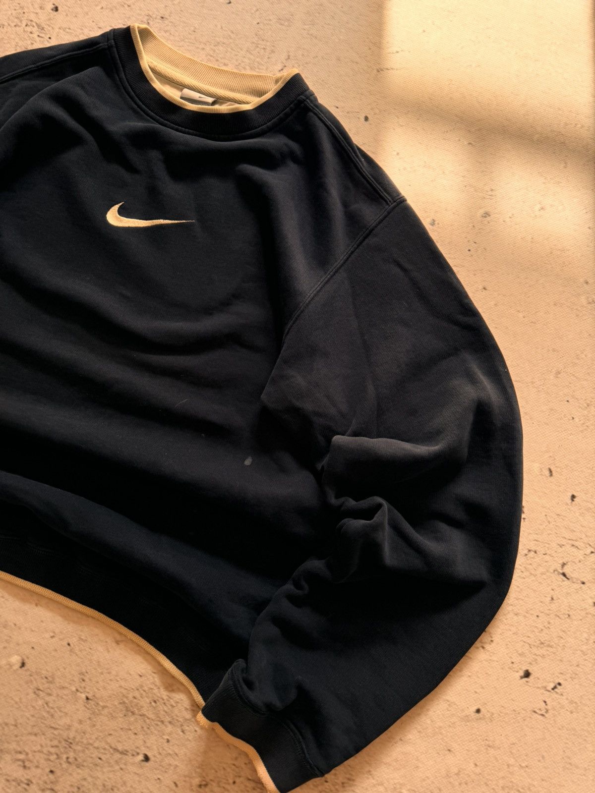Nike × Vintage NIKE VINTAGE CENTER LOGO OVERSIZE BOXY SWEATSHIRT Size US M / EU 48-50 / 2 - 3 Thumbnail