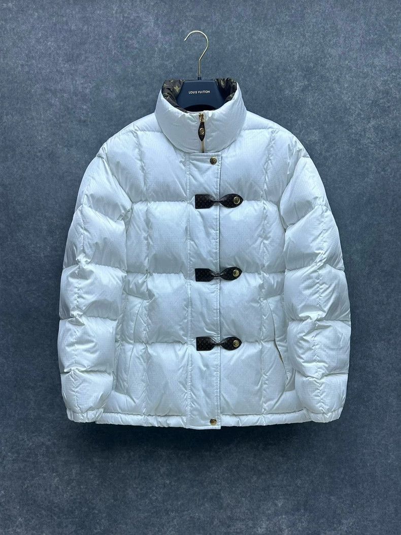 Louis Vuitton Louis Vuitton Solid Collar Zip Long Sleeve Cotton Down Jack Size XXS / US 00 / IT 34 - 1 Thumbnail