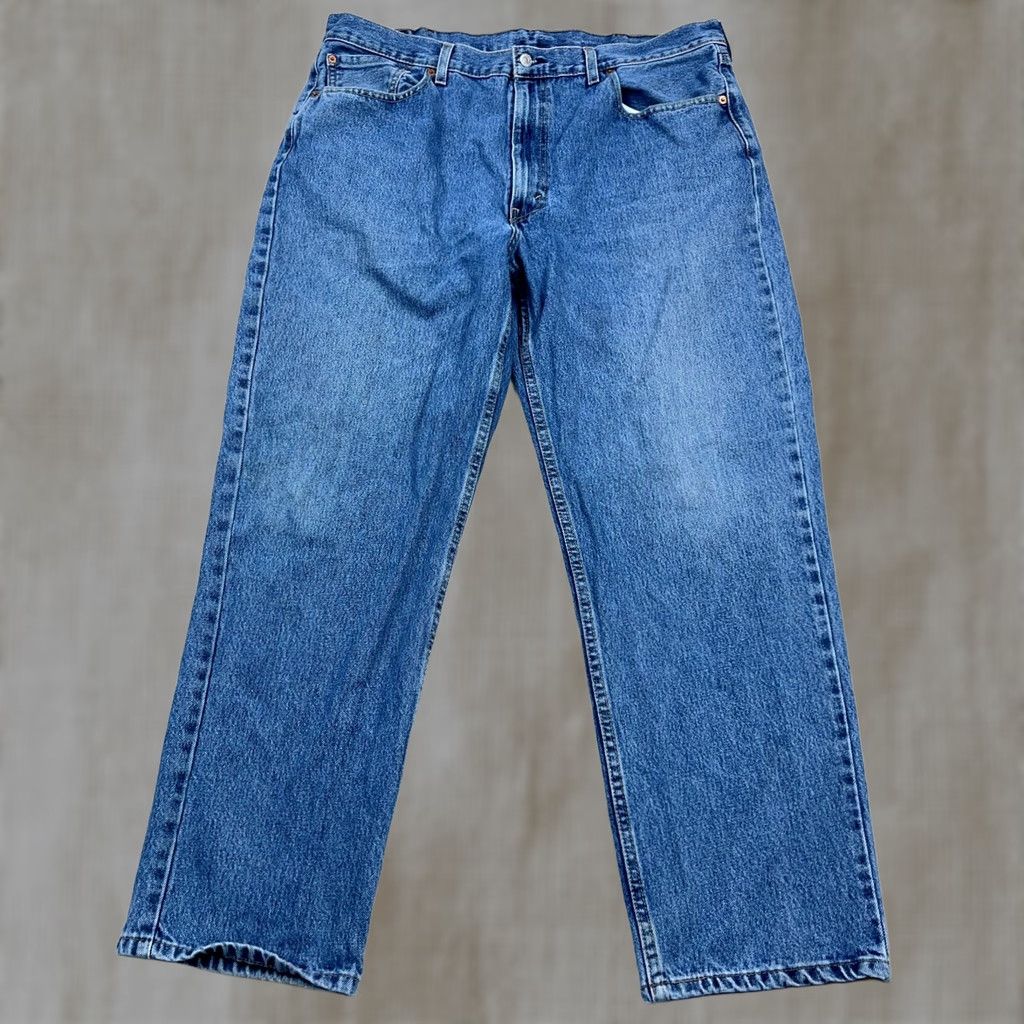 Levi's Vintage Levis 550 Jeans Men 40x32 Relaxed Fit Straight Leg Med Wash Baggy Jeans 90s American Classic Mens Size US 40 / EU 56 - 1 Thumbnail