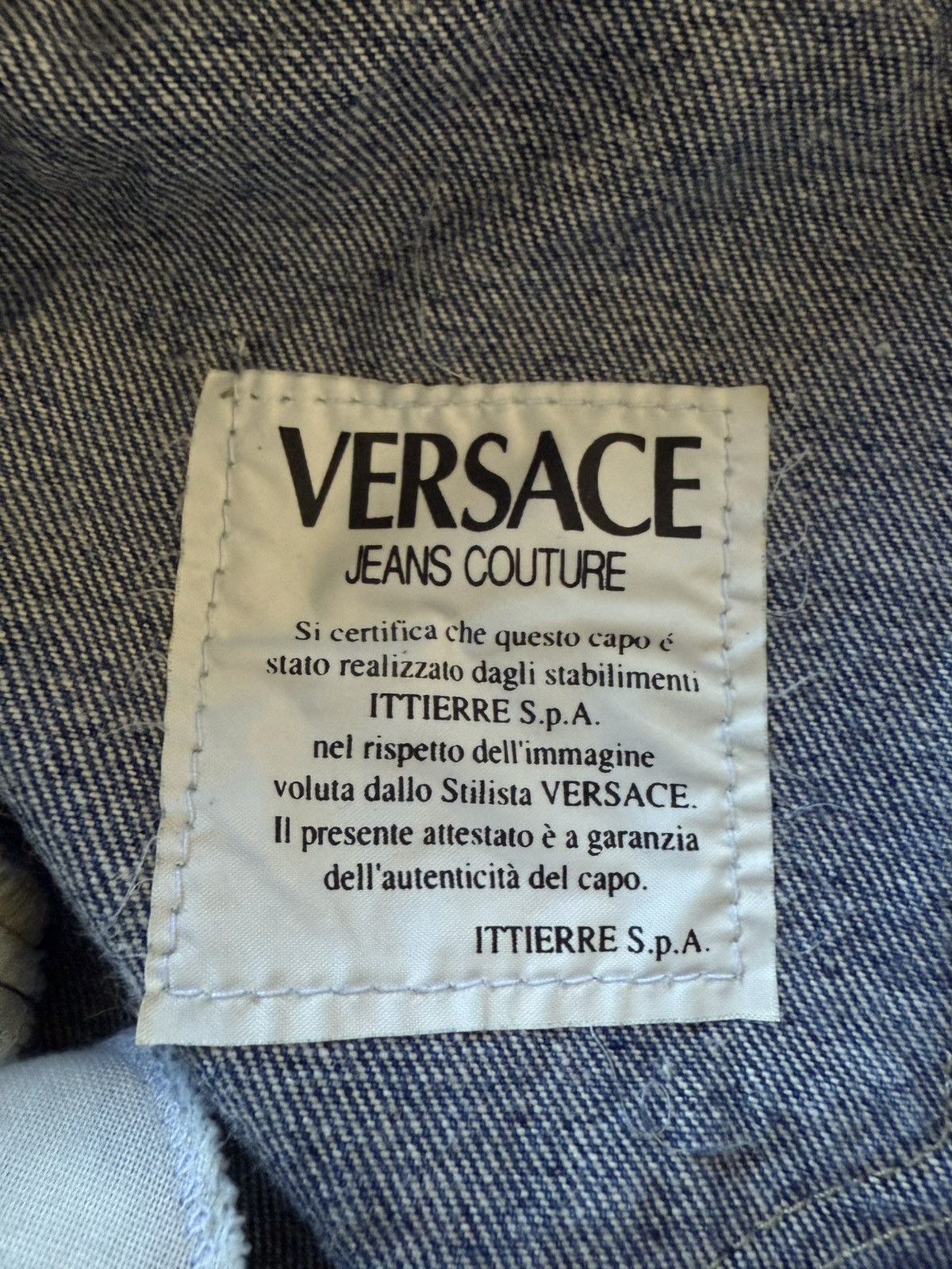 Versace Jeans Couture Versace Jeans Couture Carrot Cut Tappered Jeans Deadstock Size US 28 / EU 44 - 19 Thumbnail