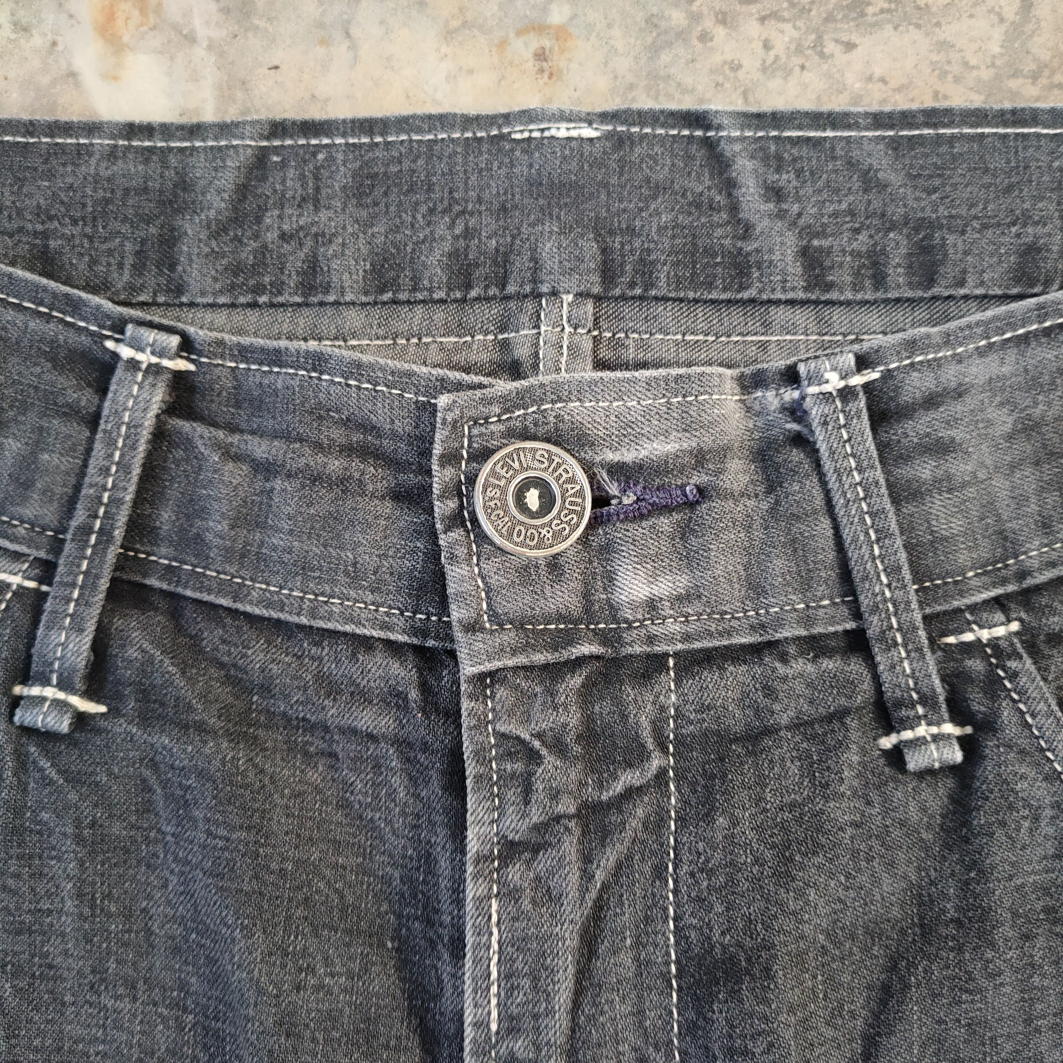 Jean × Levi's × Vintage W35 LEVI'S SKINNY FADED BLACK RIPPED JEANS DENIM PANTS Size US 35 - 5 Thumbnail