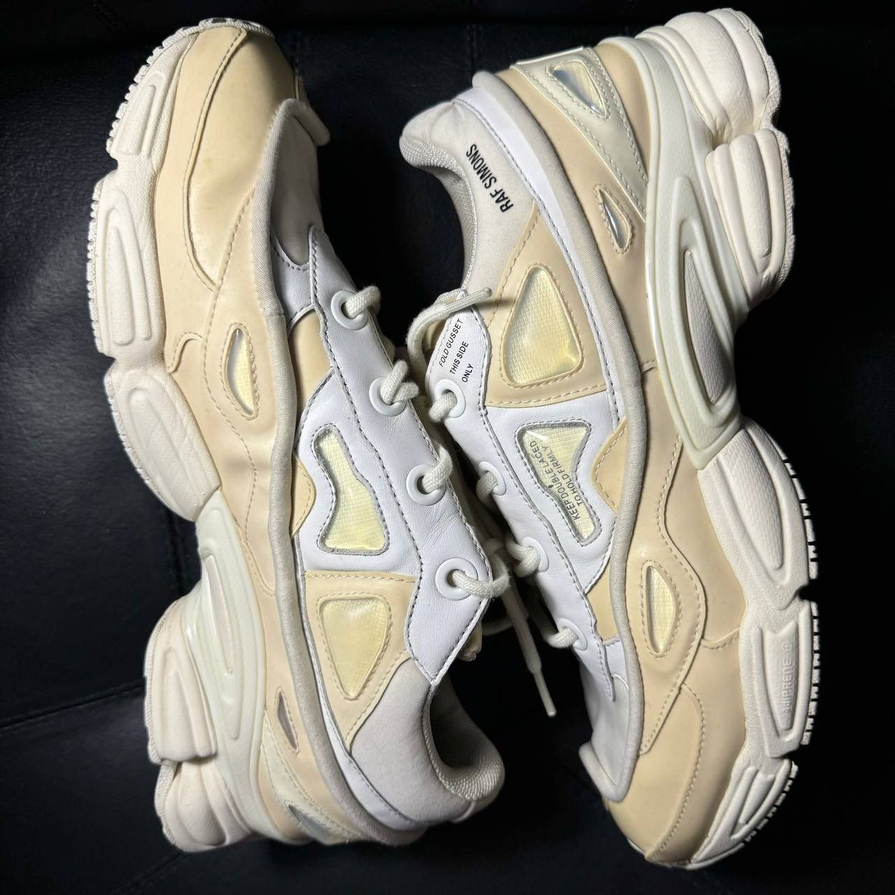 Adidas × Raf Simons 11us Adidas Raf Simons Ozweego Bunny Cream Sneakers Size US 11 / EU 44 - 6 Thumbnail