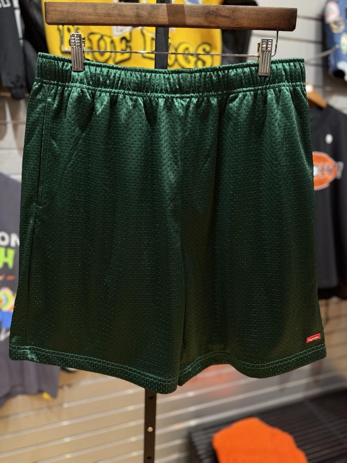 Supreme Supreme Small Box Baggy Mesh Shorts Size Small Green New Size US 30 / EU 46 - 3 Thumbnail