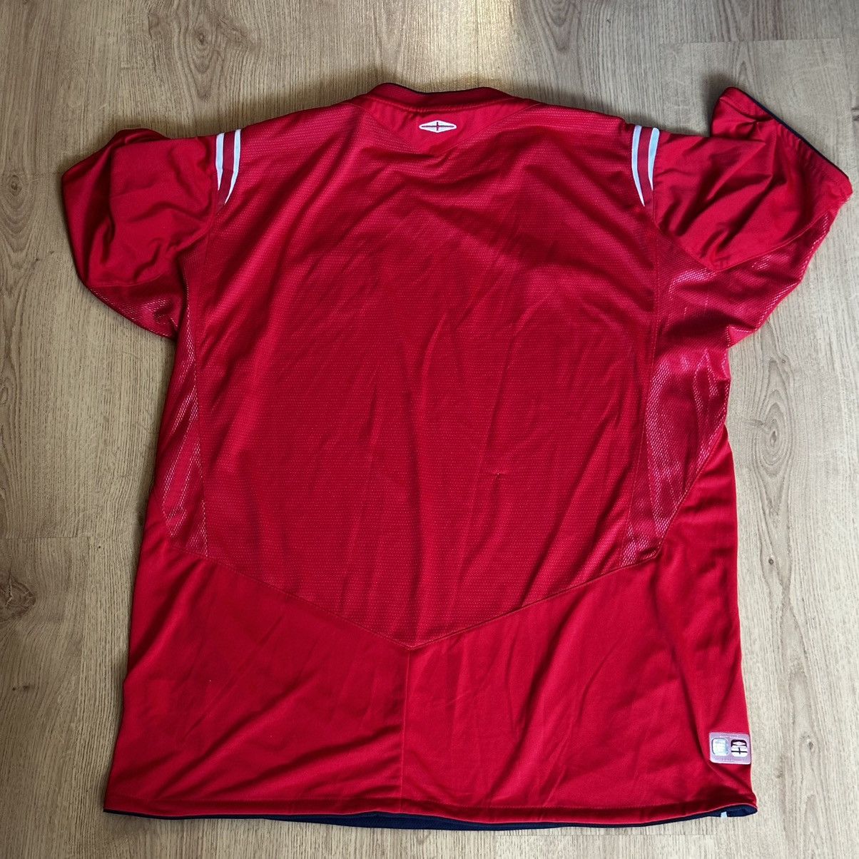 Umbro ENGLAND 2004 2005 AWAY FOOTBALL SHIRT SOCCER JERSEY UMBRO Size US XL / EU 56 / 4 - 3 Thumbnail