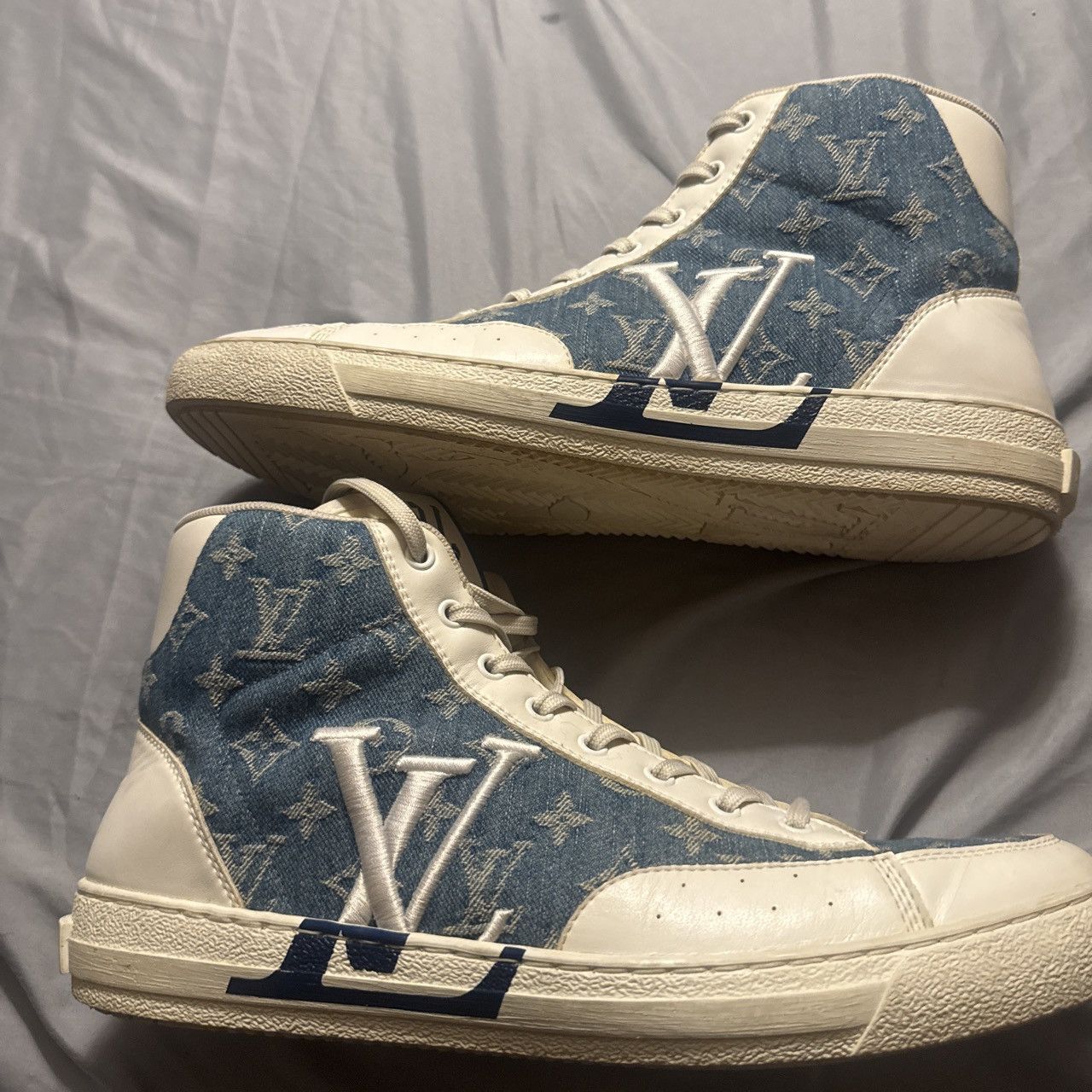 Louis Vuitton LOUIS VUITTON CHARLIE HIGH TOP Size US 10 / EU 43 - 2 Thumbnail