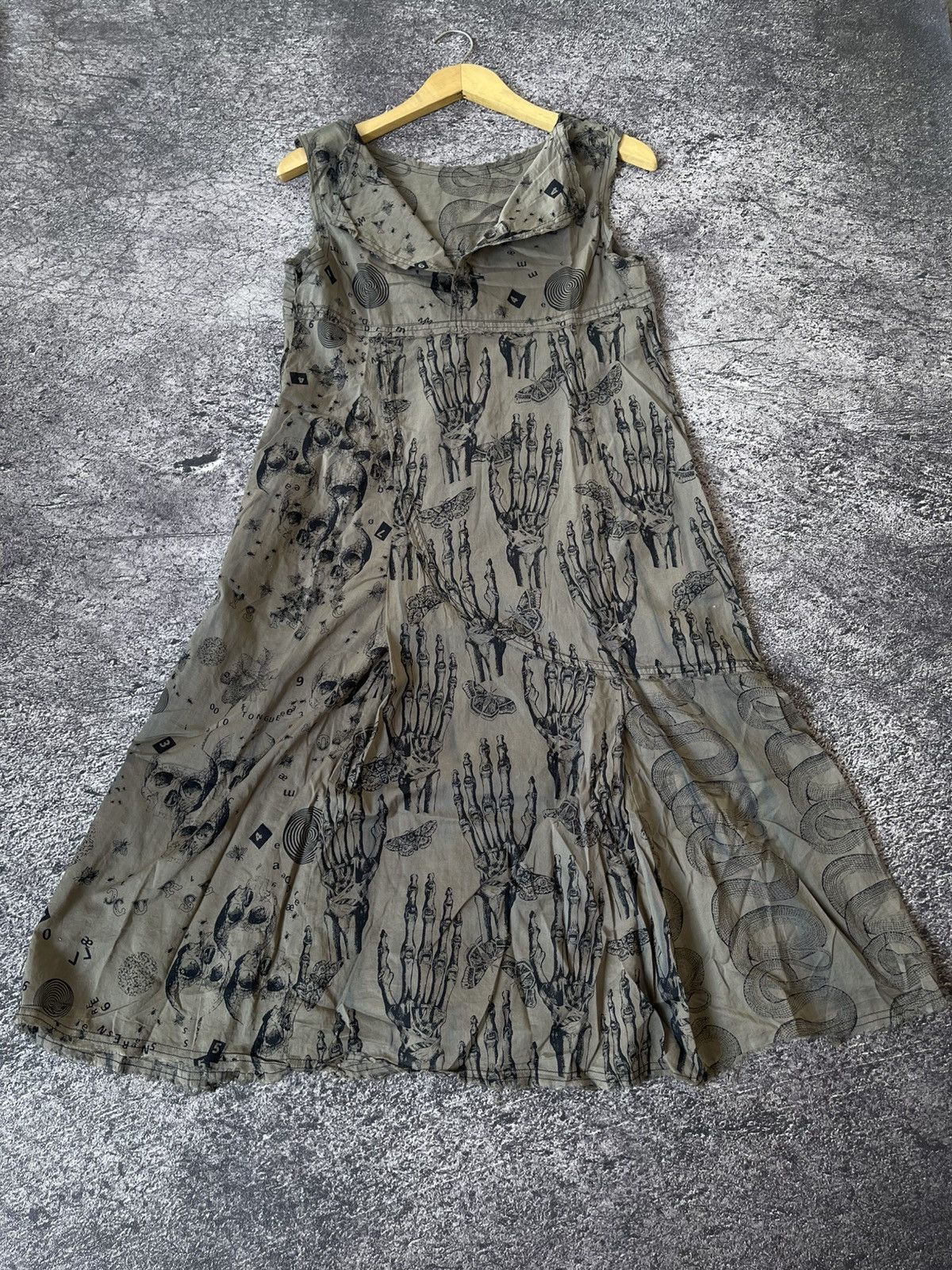 Hysteric Glamour HYSTERIC GLAMOUR SNAKE SKULL SLEEVESS DRES Size M / US 6-8 / IT 42-44 - 1 Thumbnail