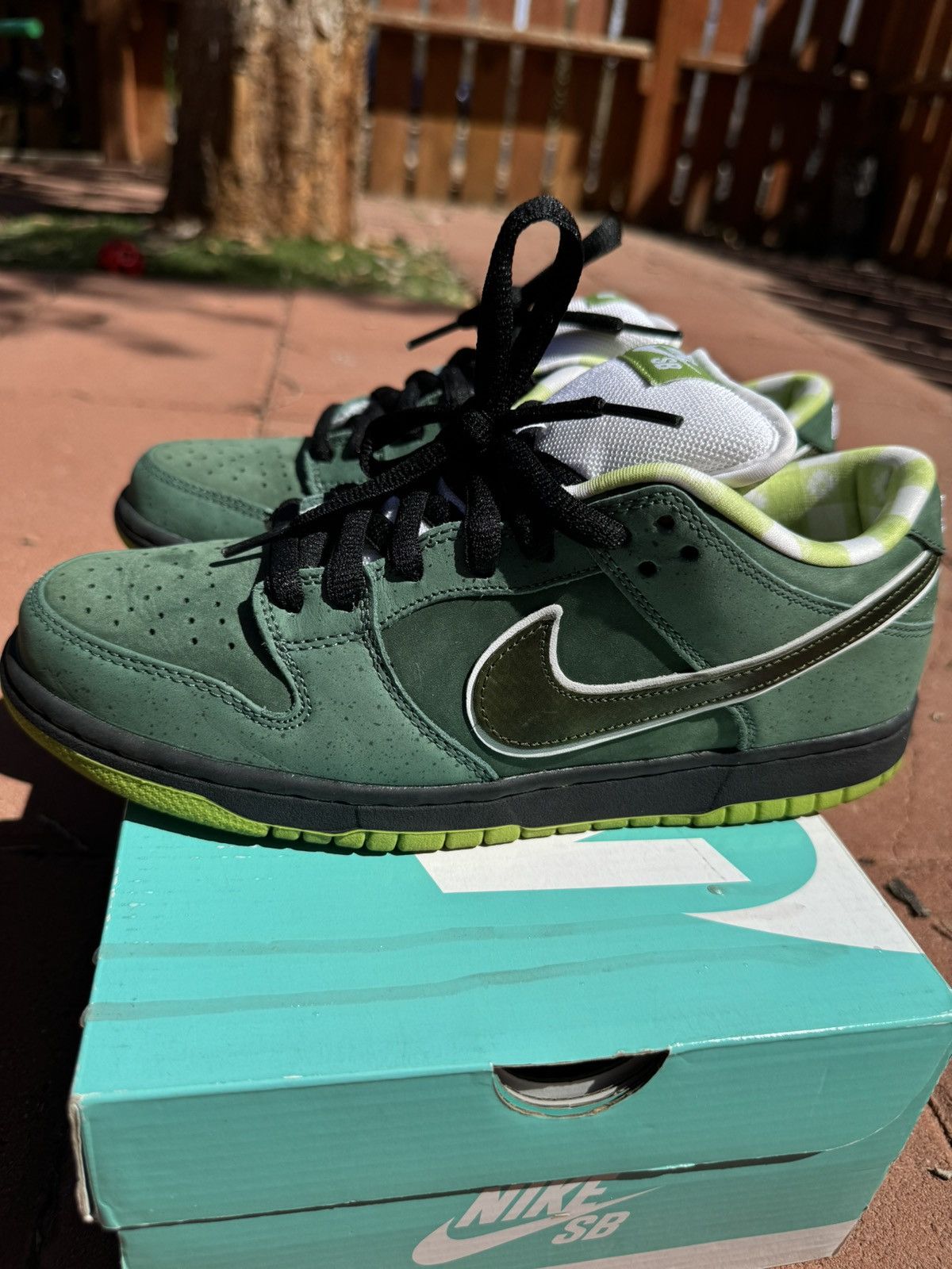 Nike Nike size 8.5 Green lobster dunk sb low Size US 8.5 / EU 41-42 - 3 Thumbnail
