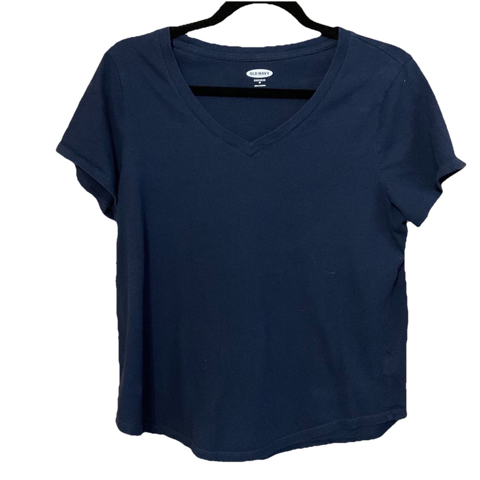 Old Navy Old Navy Everywhere T-Shirt Size Medium Navy Blue Size M / US 6-8 / IT 42-44 - 1 Thumbnail