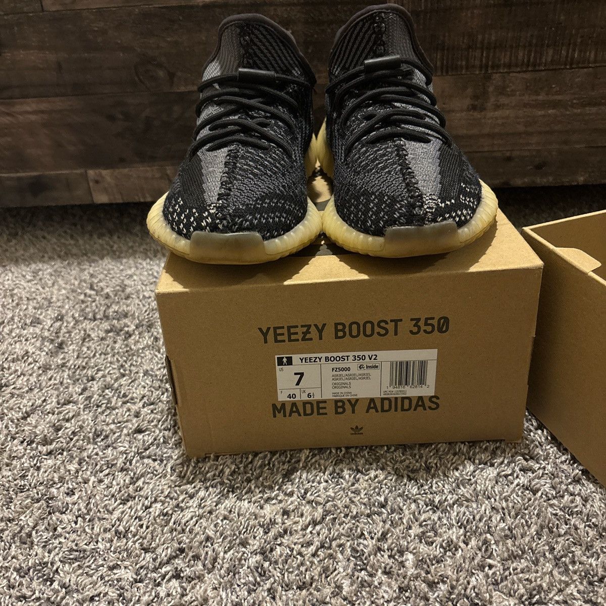 Adidas Yeezy carbon Size US 7 / EU 40 - 1 Thumbnail