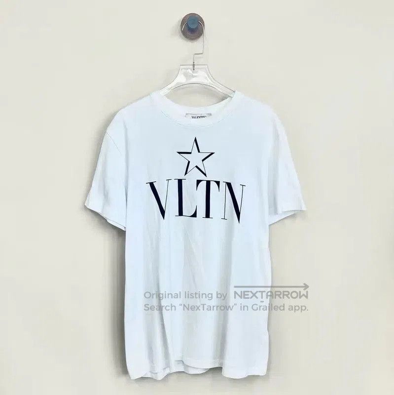 Valentino Valentino White Women's T-Shirt with Logo . Size XS / US 0-2 / IT 36-38 - 1 Thumbnail