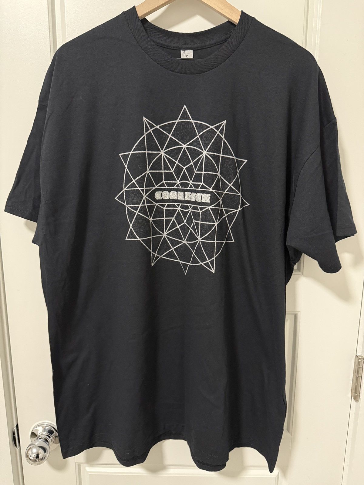 Band Tees COALESCE Size US XXL / EU 58 / 5 - 1 Thumbnail
