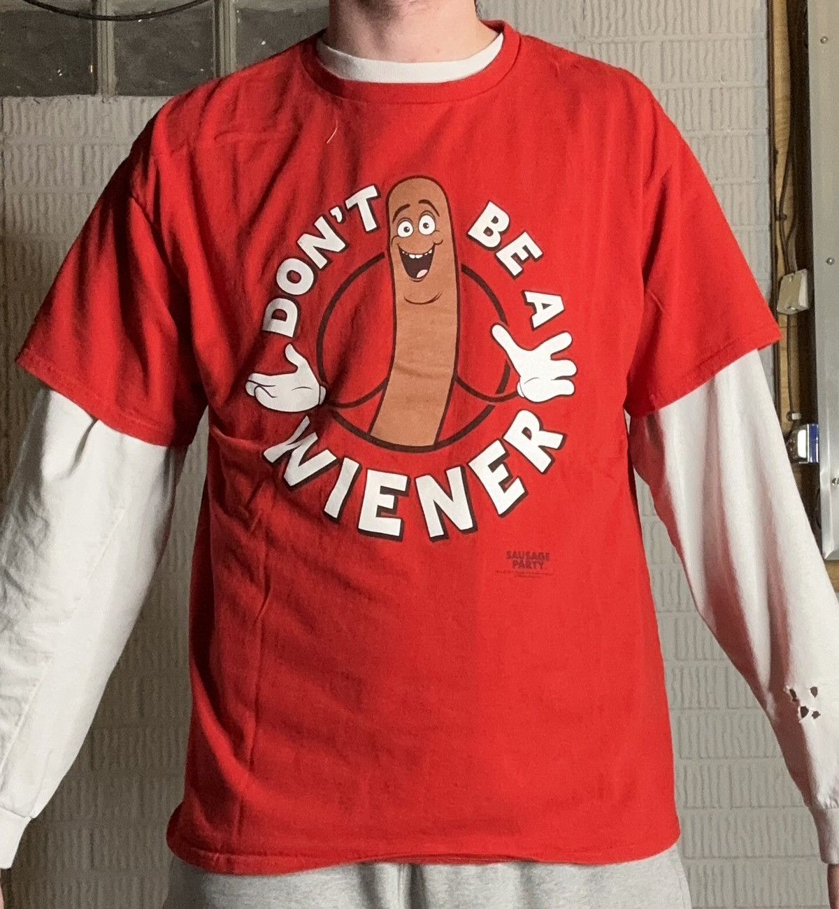 Vintage Y2K 2000s “Don’t Be A Wiener” Sausage Party Movie Promo Tee Size US XL / EU 56 / 4 - 1 Thumbnail
