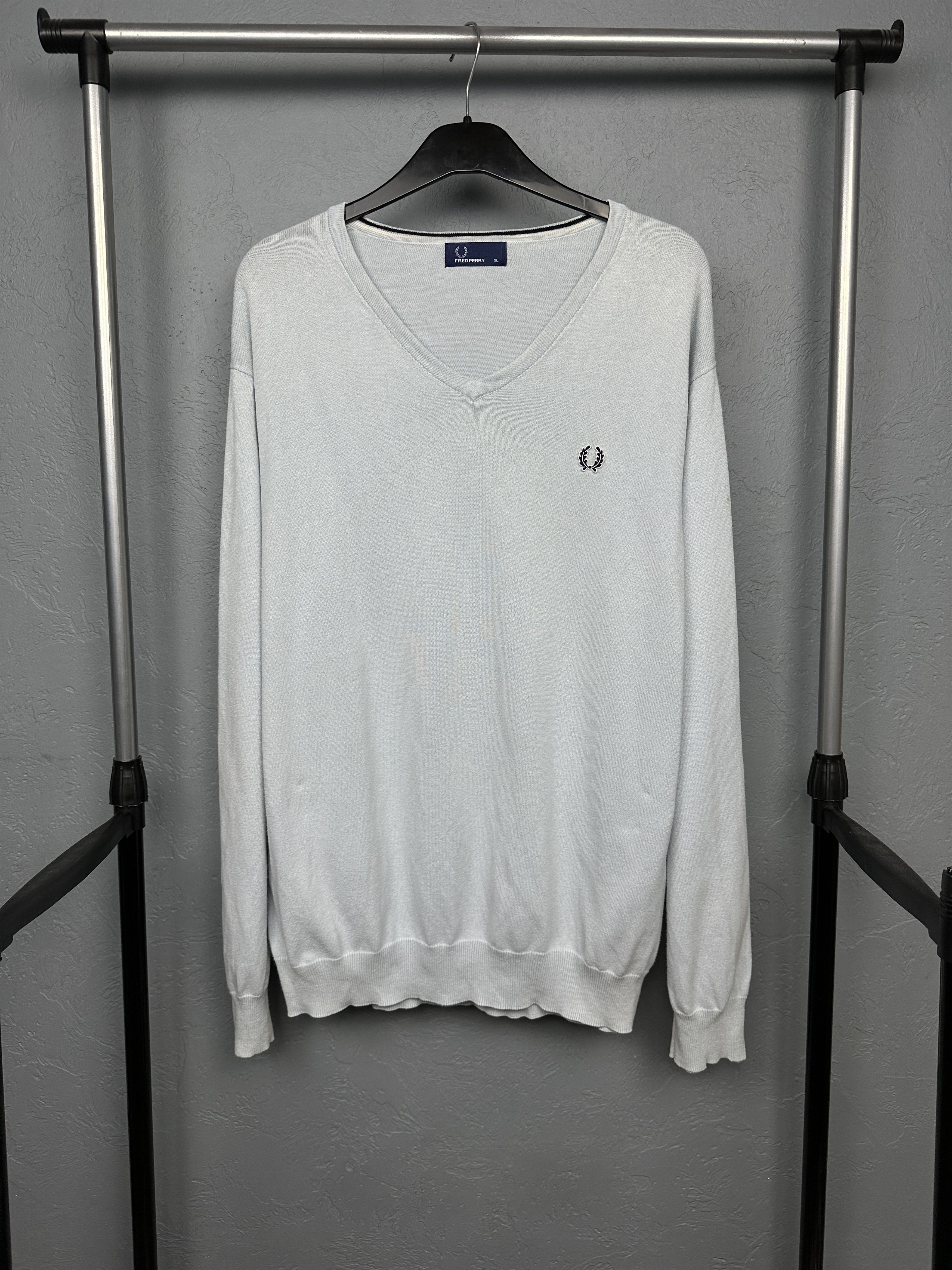 Fred Perry Fred Perry Vintage Mens V-Neck Sweater Size US XL / EU 56 / 4 - 1 Thumbnail