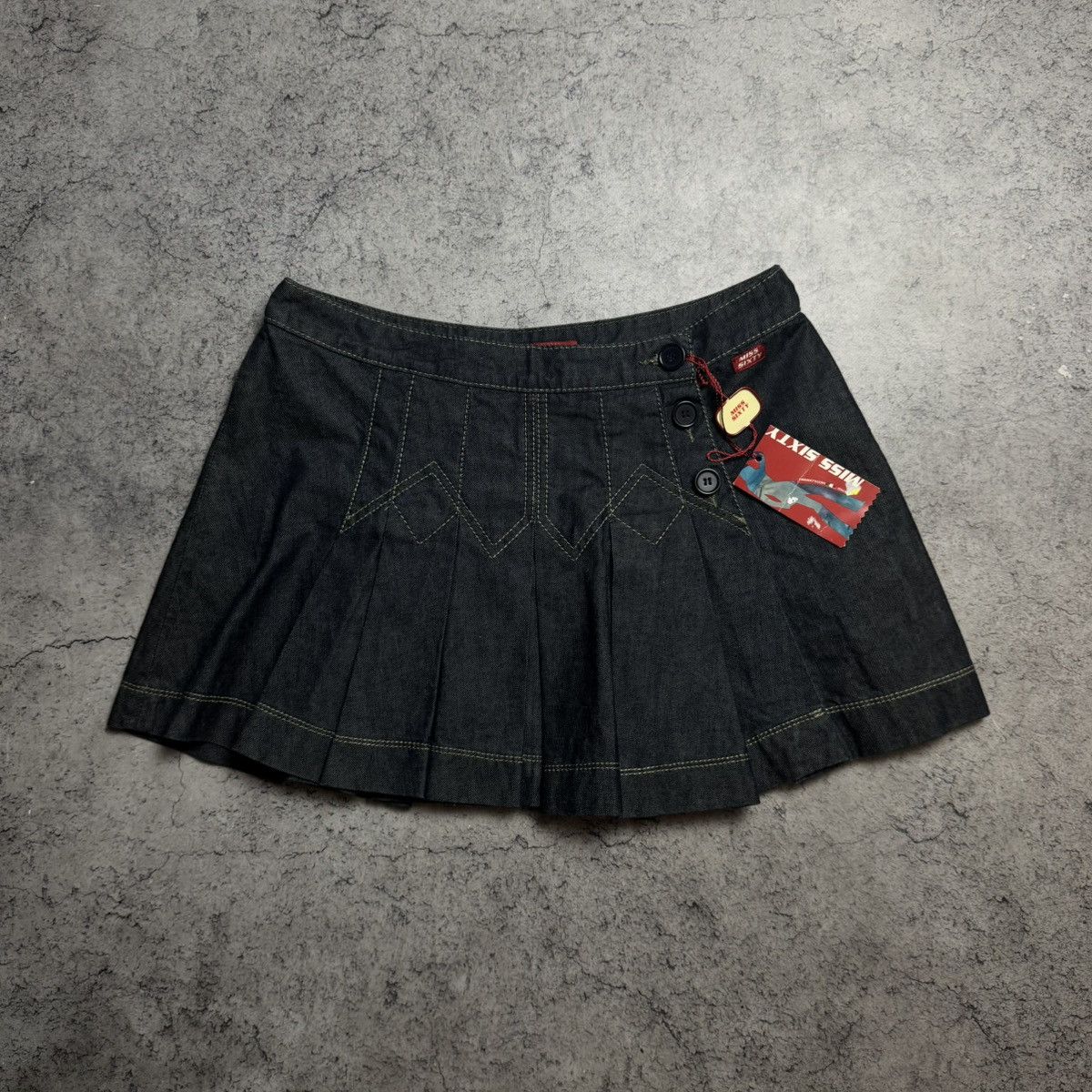 Miss Sixty NEW Miss Sixty Vintage Mini Skirt Size 30" / US 8 / IT 44 - 1 Thumbnail