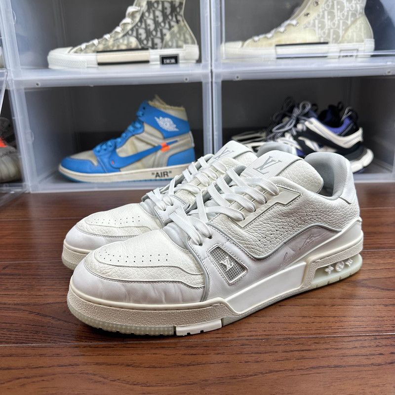 Louis Vuitton Louis Vuitton White Trainer Low Top Sneakers 0079 Size US 10 / EU 43 - 1 Thumbnail