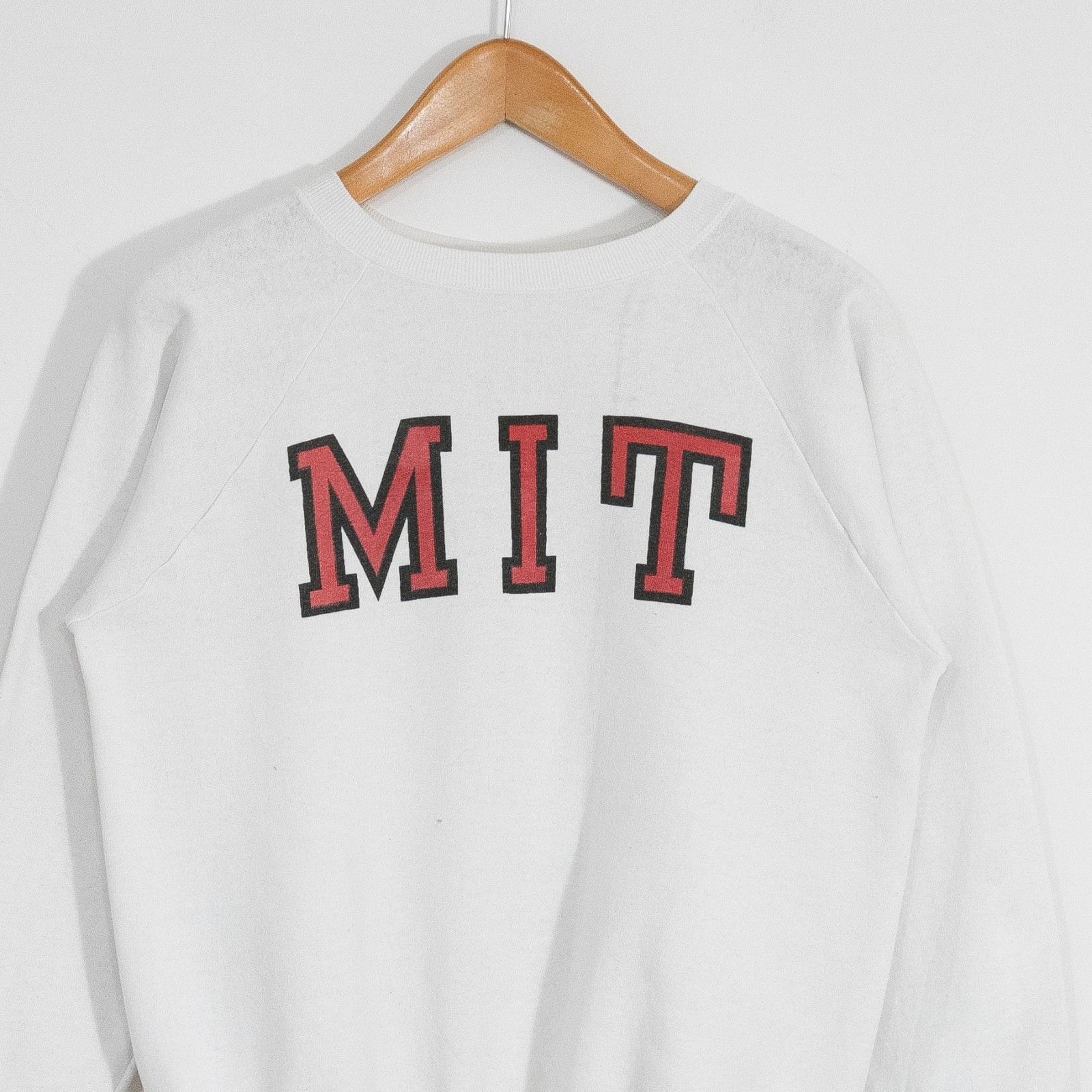 Champion Vintage 80s Champion MIT Sweatshirt Large Distressed Raglan Size US L / EU 52-54 / 3 - 2 Thumbnail