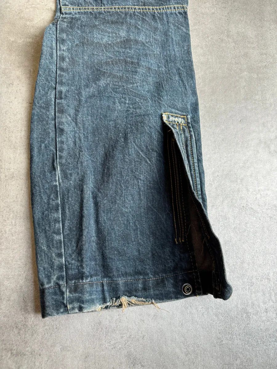 Armani × Designer × Vintage AW2005 Armani Avant-Gardist Blue Cargo Denim Jeans Size US 30 / EU 46 - 4 Thumbnail
