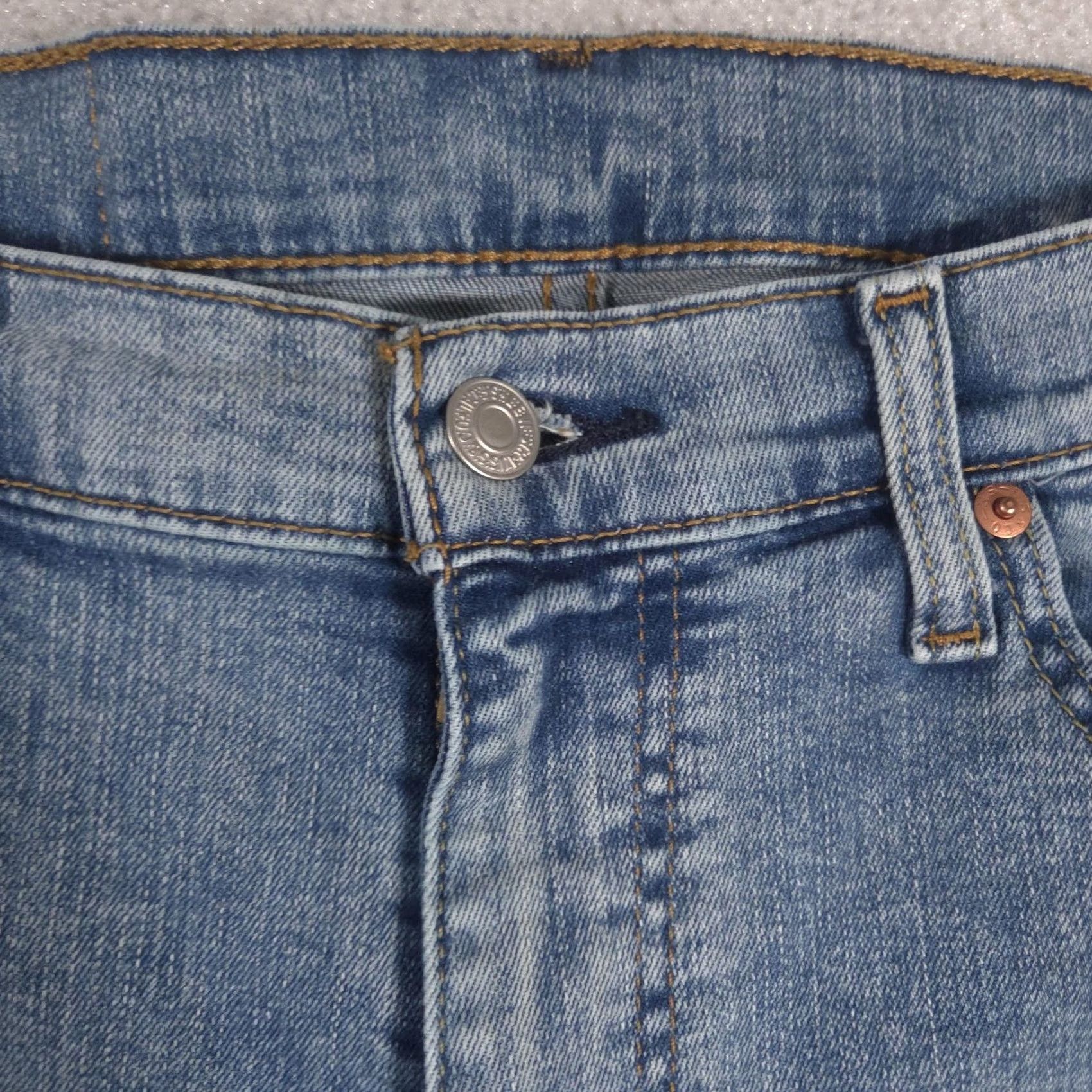 Levi's Levi's 511 Jeans Mens 32x34 Light Wash Blue Slim Fit Tapered Denim Pants Jeans Size US 32 / EU 48 - 5 Thumbnail