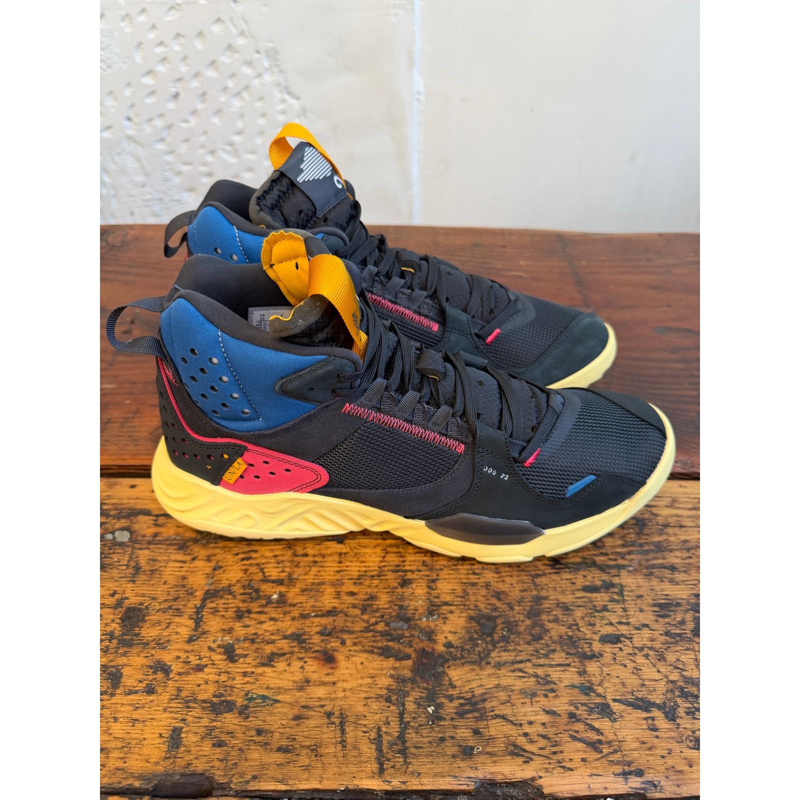 Jordan Brand × Union LA Union x Jordan Delta Mid SP 'Off Noir' DA1951 001 Size US 13 / EU 46 - 1 Thumbnail