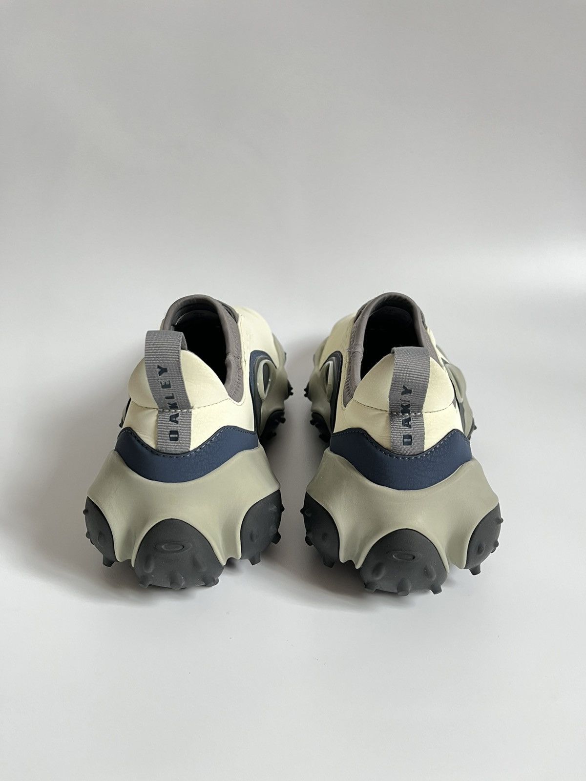 Oakley Oakley Edge Icon “Cream Navy” Size US 11 / EU 44 - 5 Thumbnail