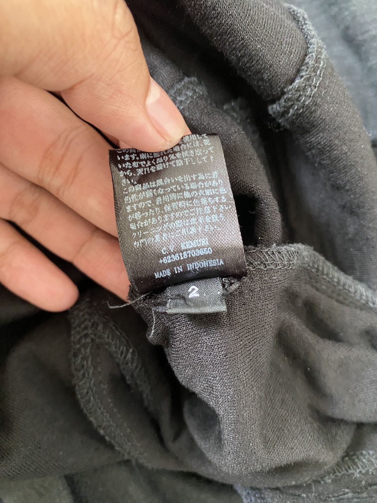 KMRii Vintage KMRii “Bleach Stained” Bono Hoodie Size US M / EU 48-50 / 2 - 17 Thumbnail