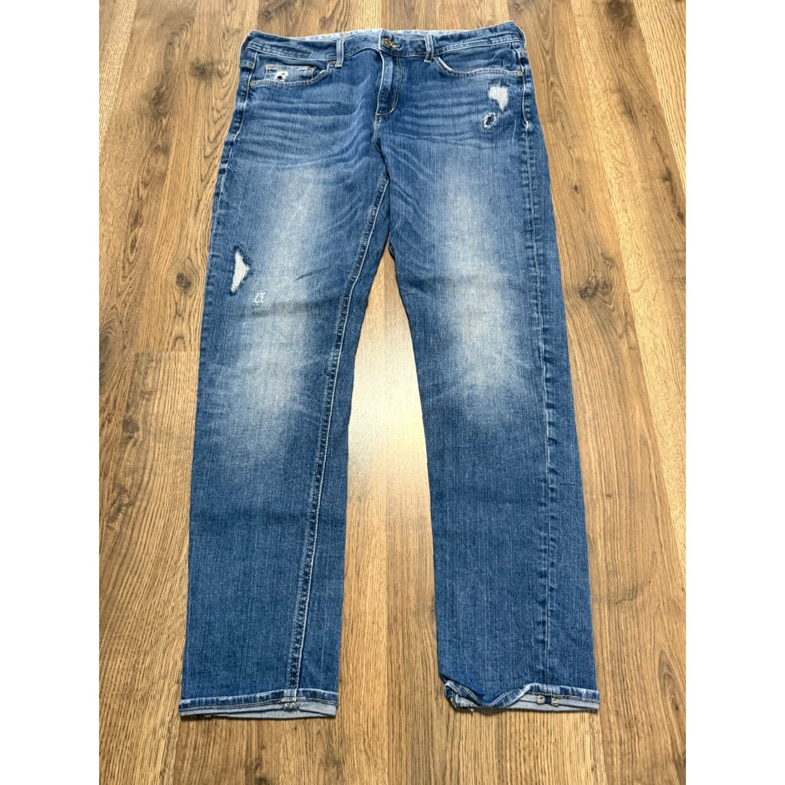 H&M H&M Jeans Men's 29/32 Blue Denim Boyfriend Low Waist Tapered Leg Jeans Shirt? Size US 29 - 2 Thumbnail