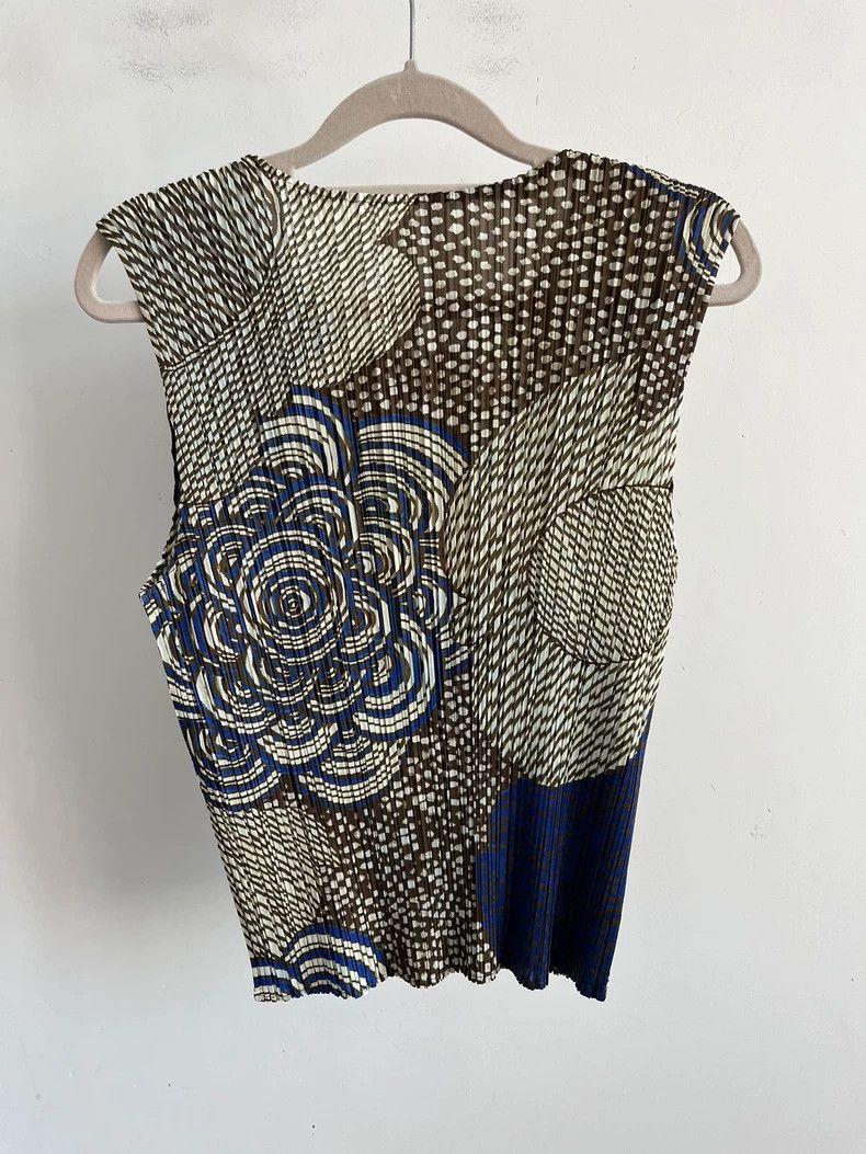 Issey Miyake Issey Miyake size:5 Brown conch flower pleated vest Size S / US 4 / IT 40 - 2 Thumbnail