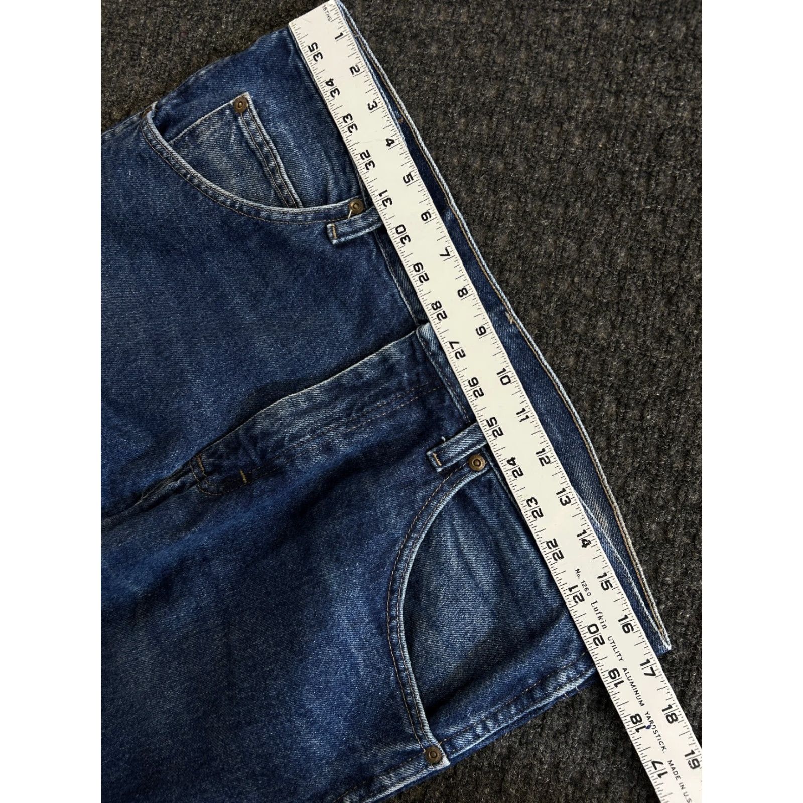 Wrangler VINTAGE Wrangler Jeans Regular Straight Fit 33 x 32 Blue Distressed Pockets 5-Pocket Logo Men's Wrangler 96501MR Denim Cotton United States Size US 33 - 4 Thumbnail