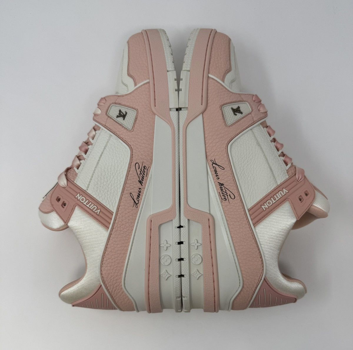 Louis Vuitton Louis Vuitton Trainer Sneaker Pink/White Size US 12 / EU 45 - 3 Thumbnail