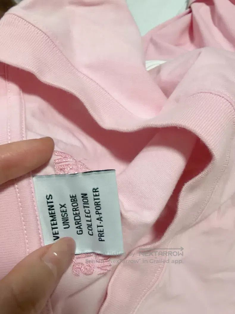 Other VETEMENTS Unicorn T-Shirt Size US S / EU 44-46 / 1 - 3 Thumbnail