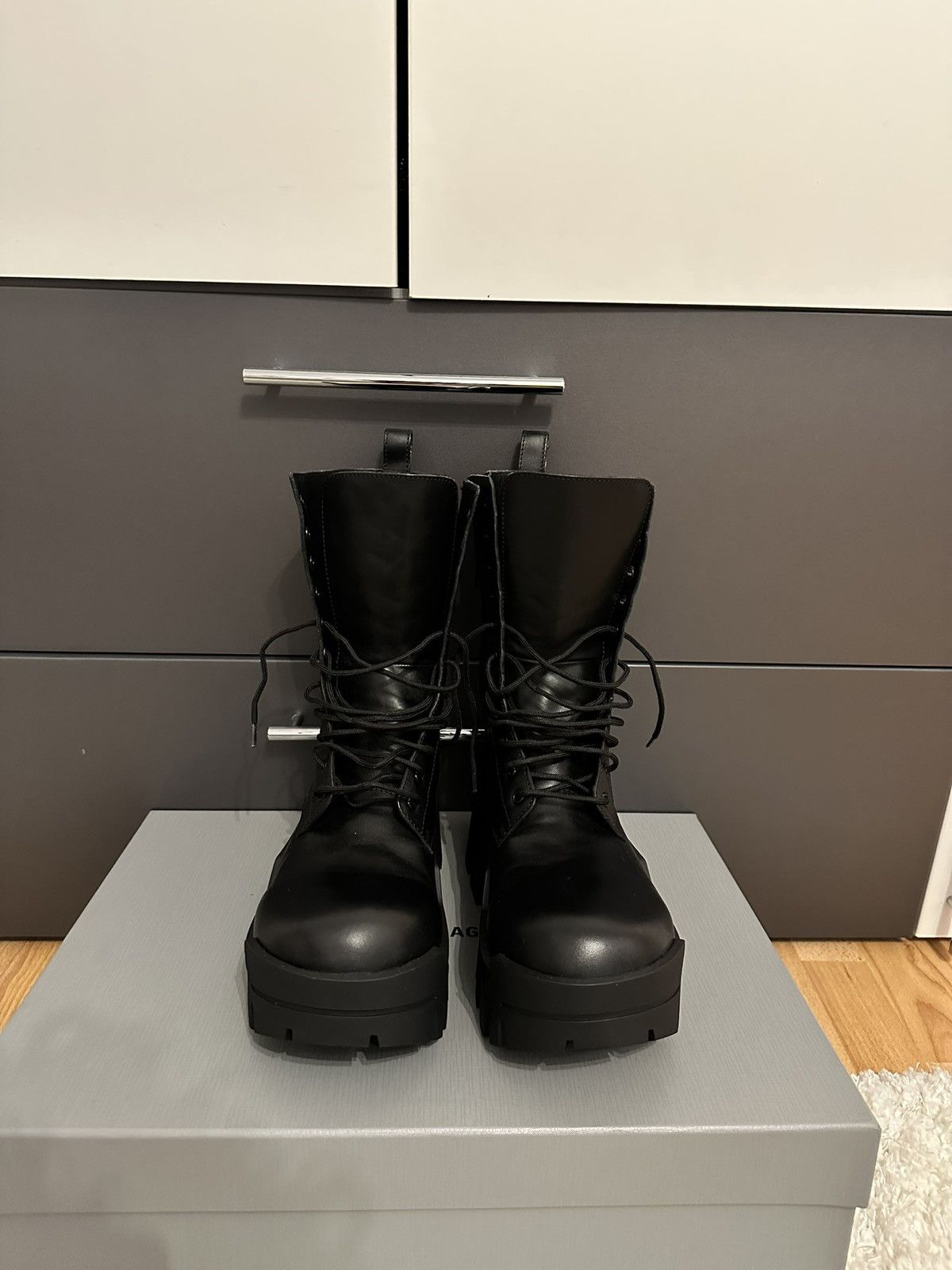 Balenciaga Balenciaga Bulldozer Boots Size US 10 / EU 43 - 2 Thumbnail