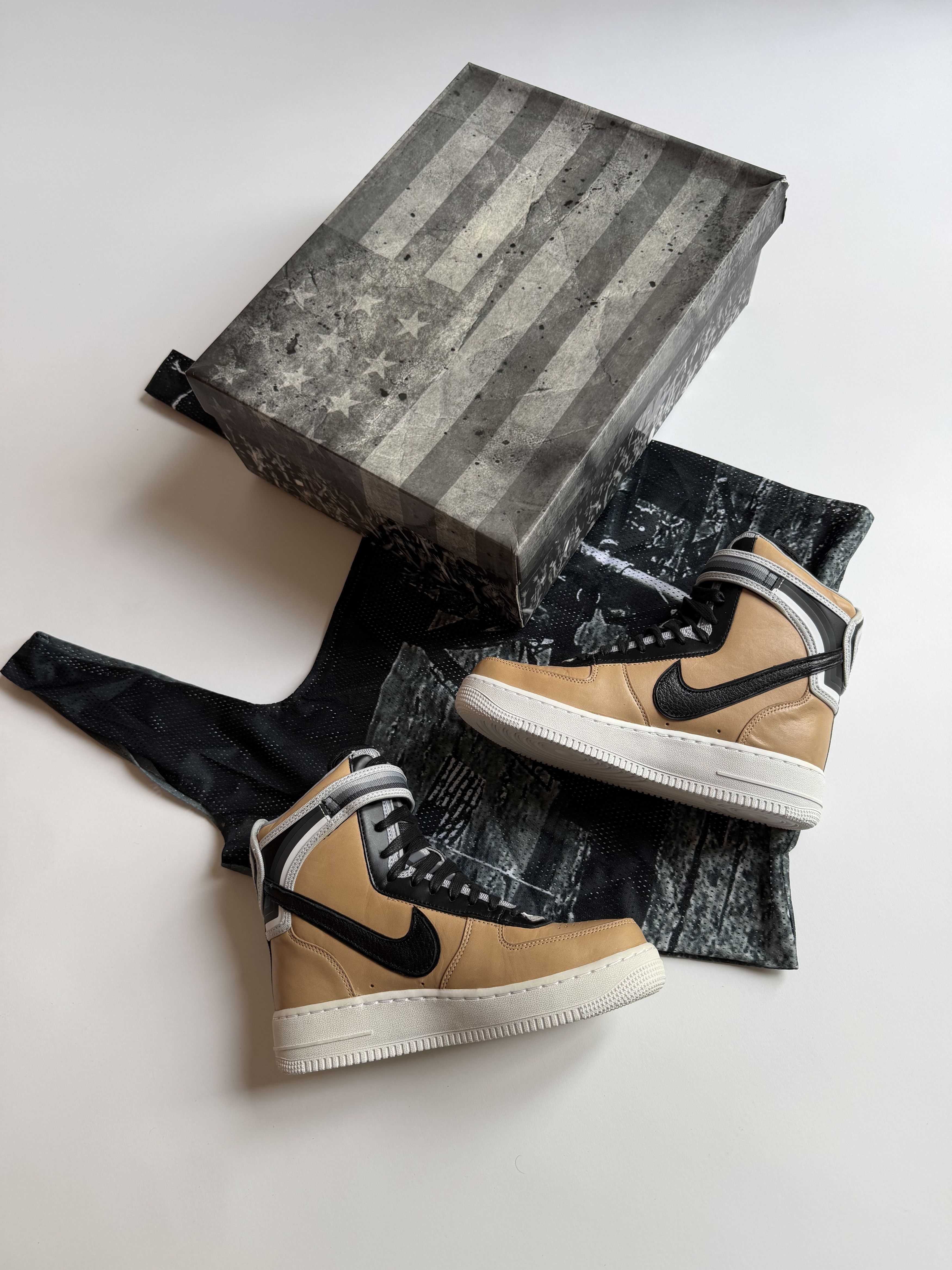 Nike × Riccardo Tisci Nike x Riccardo Tisci Air Force 1 Hi Vachetta Tan Size US 6 / EU 39 - 1 Thumbnail