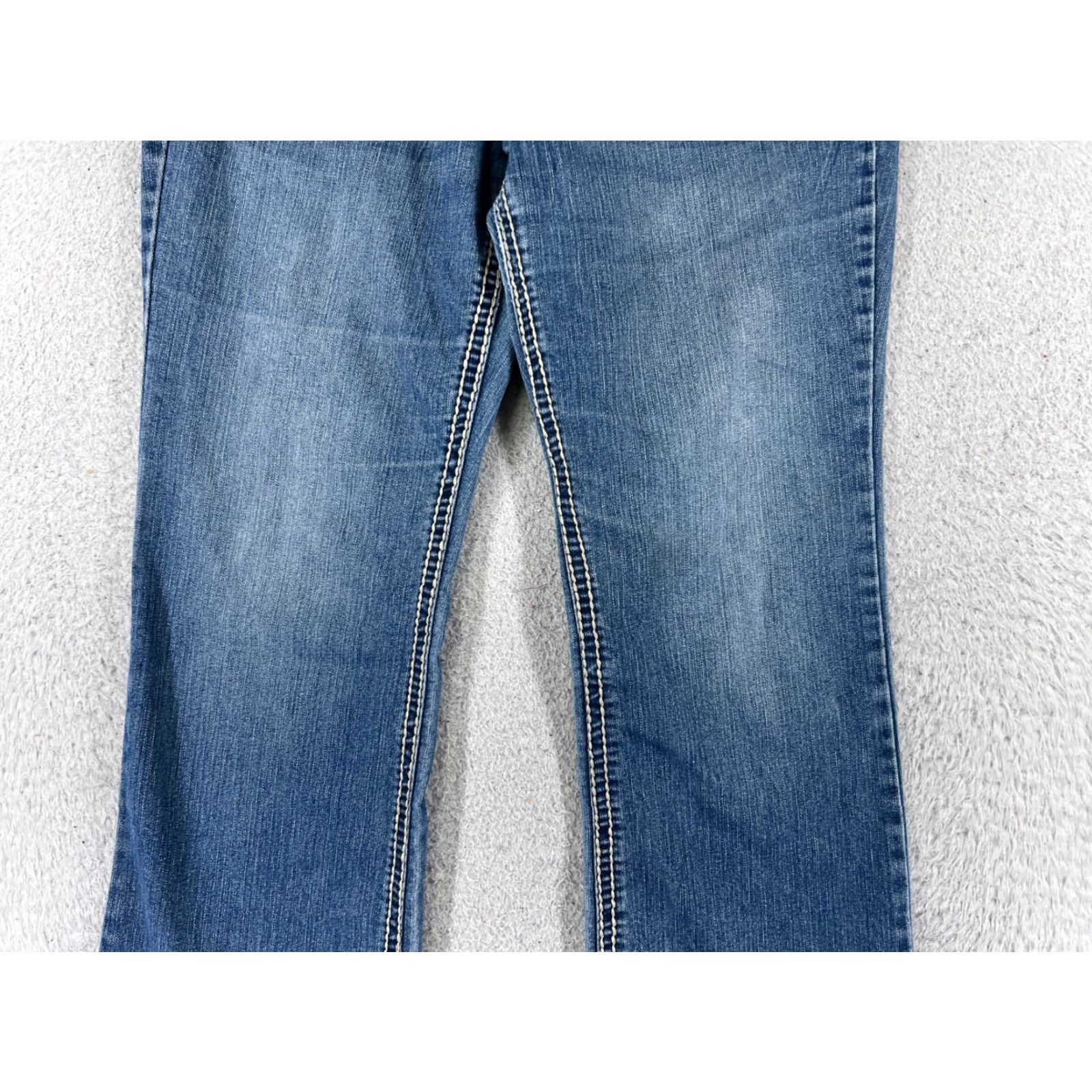 Nine West Nine West Jeans Womens 8 Blue Denim Bootcut 30x30 Regular Mid Wash Embellished Bling Logo 5-Pocket Designer American Classic Pattern Solid Size 30" / US 8 / IT 44 - 3 Thumbnail