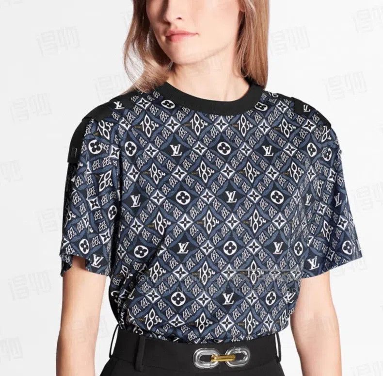 Louis Vuitton Louis Vuitton short sleeves Size US XS / EU 42 / 0 - 7 Thumbnail