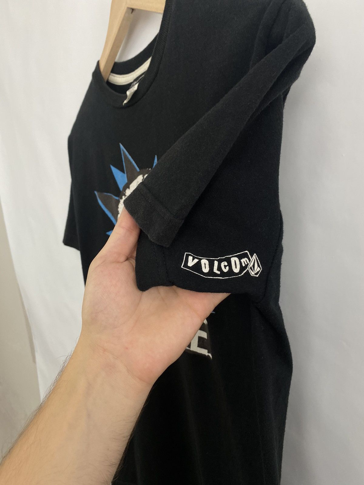 Volcom 🇺🇸 Vintage 90s Volcom Skate Center Logo T-Shirt Rare Retro Size US M / EU 48-50 / 2 - 6 Thumbnail