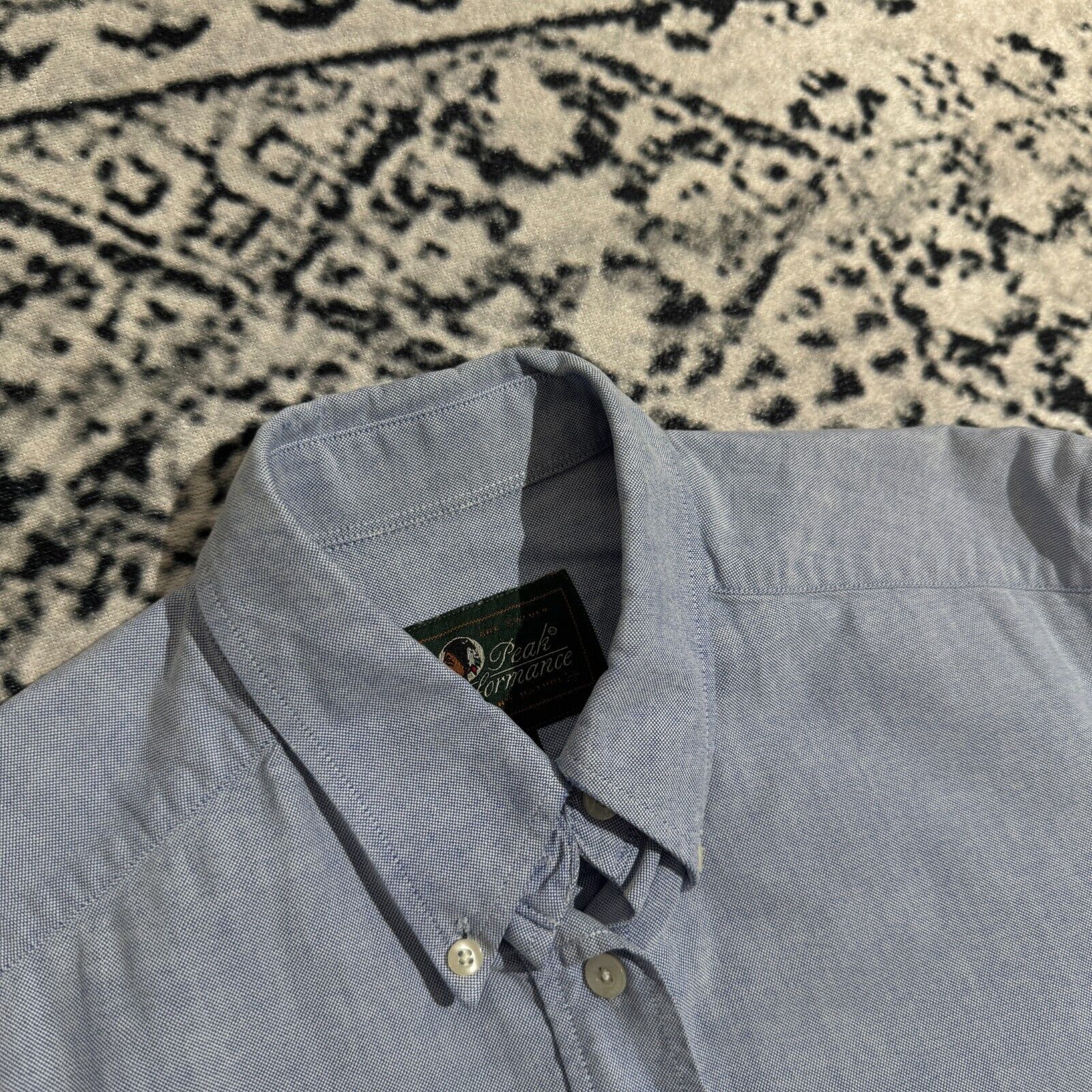 Peak Performance Vintage Peak Performance Unisex Powder Cotton Shirt Size S Size US S / EU 44-46 / 1 - 5 Thumbnail