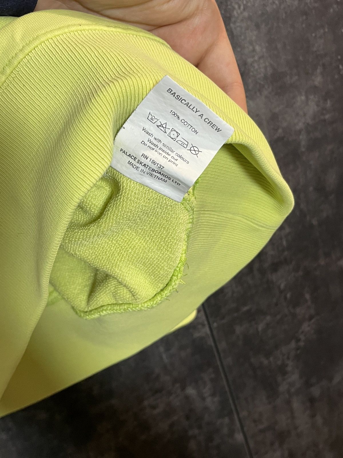 Palace Palace Small Logo Yellow Crewneck Sweatshirt Supreme JNCO Size US L / EU 52-54 / 3 - 10 Thumbnail