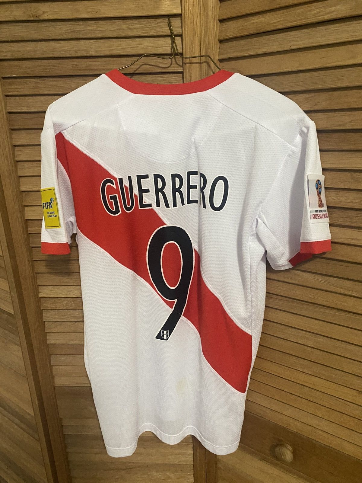Umbro Peru jersey worldcup 2018 Size US S / EU 44-46 / 1 - 2 Thumbnail