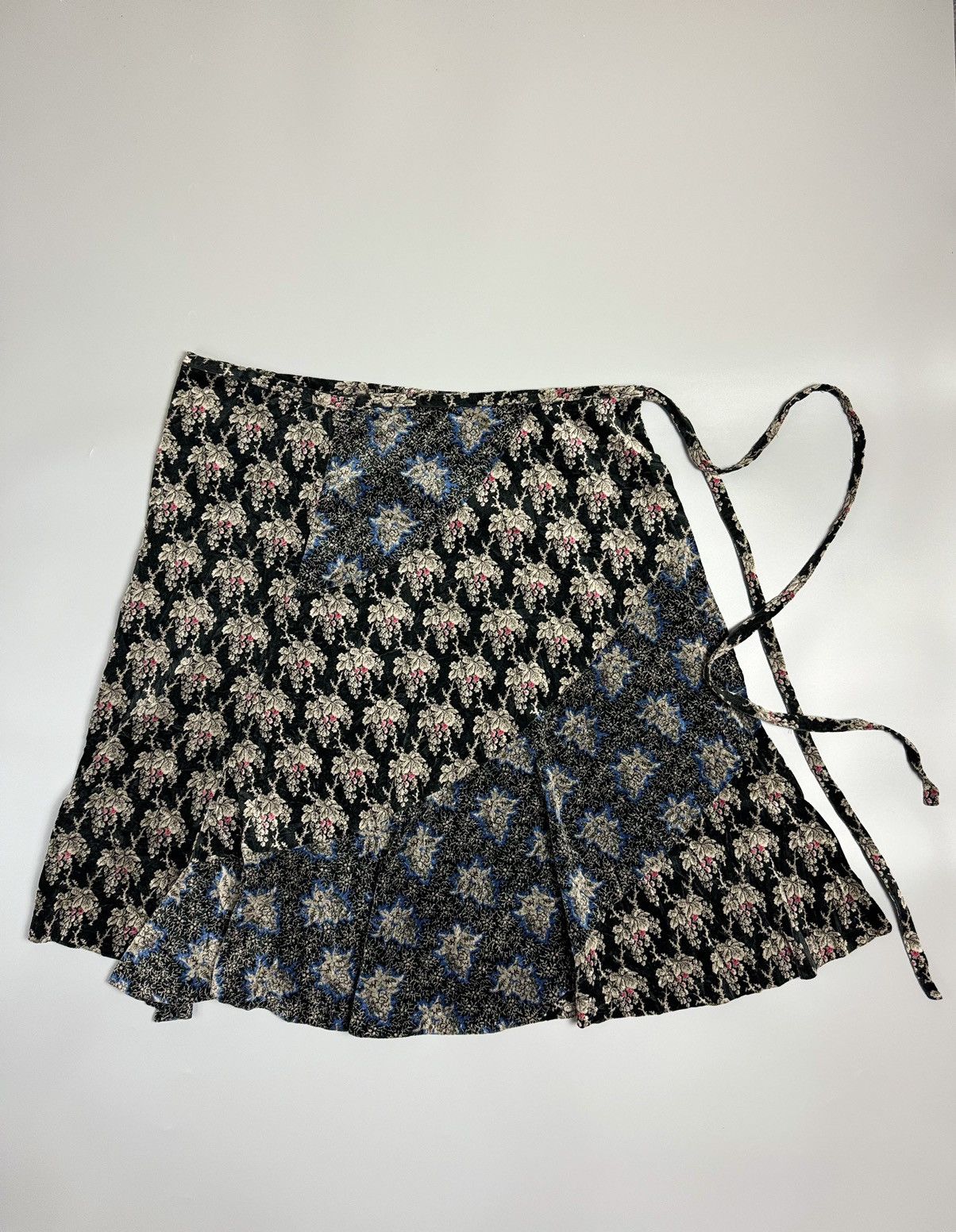Comme des Garcons Comme Des Garcons AD2001 Flora Wrap Skirt Size 22" - 2 Thumbnail