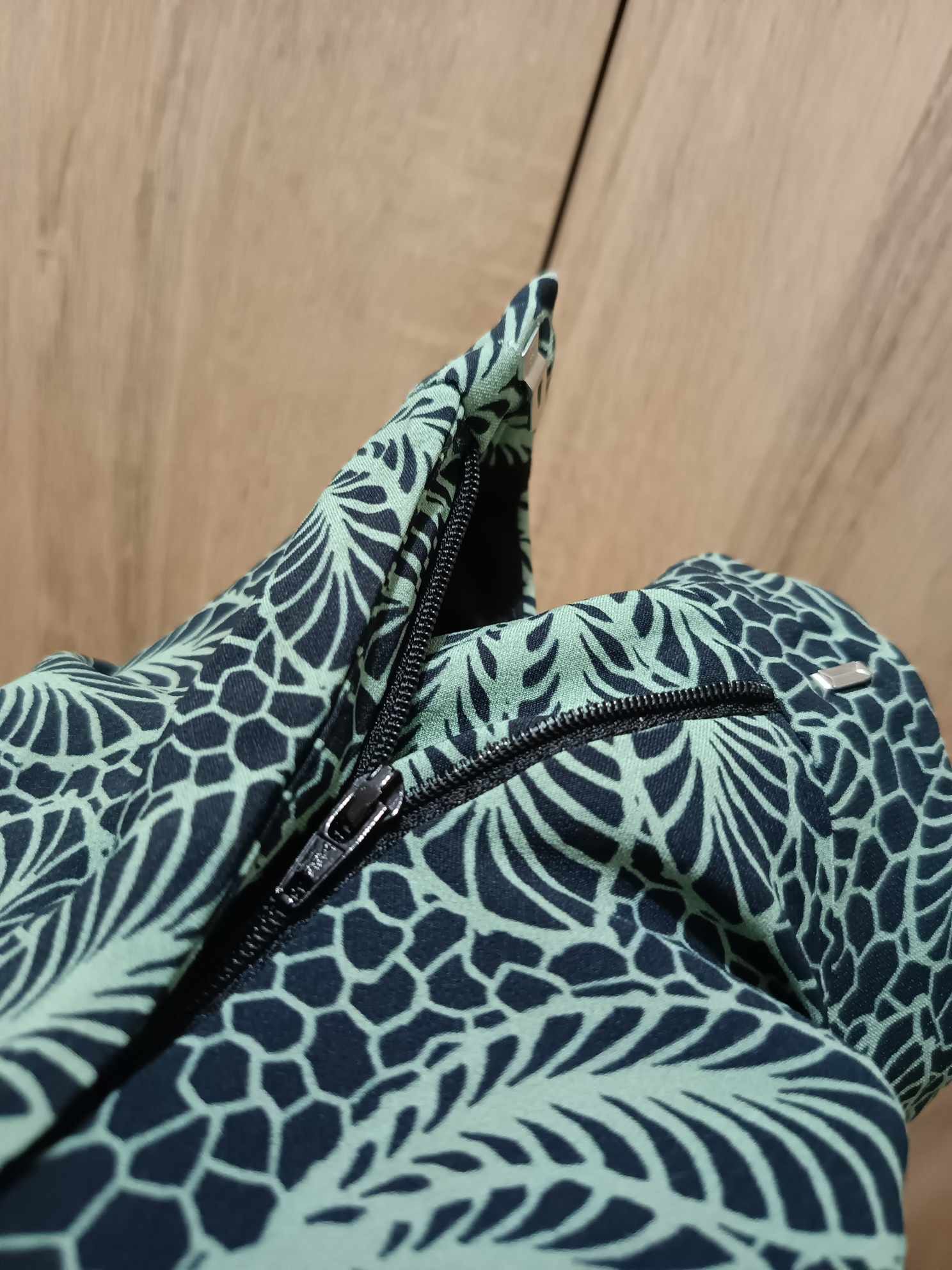 Dries Van Noten DRIES VAN NOTEN printed trouser Size 28" / US 6 / IT 42 - 7 Thumbnail