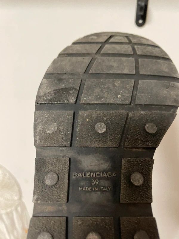 Balenciaga Balenciaga Multicolor Mesh And Leather Race Runner Low Size US 6 / EU 39 - 7 Thumbnail