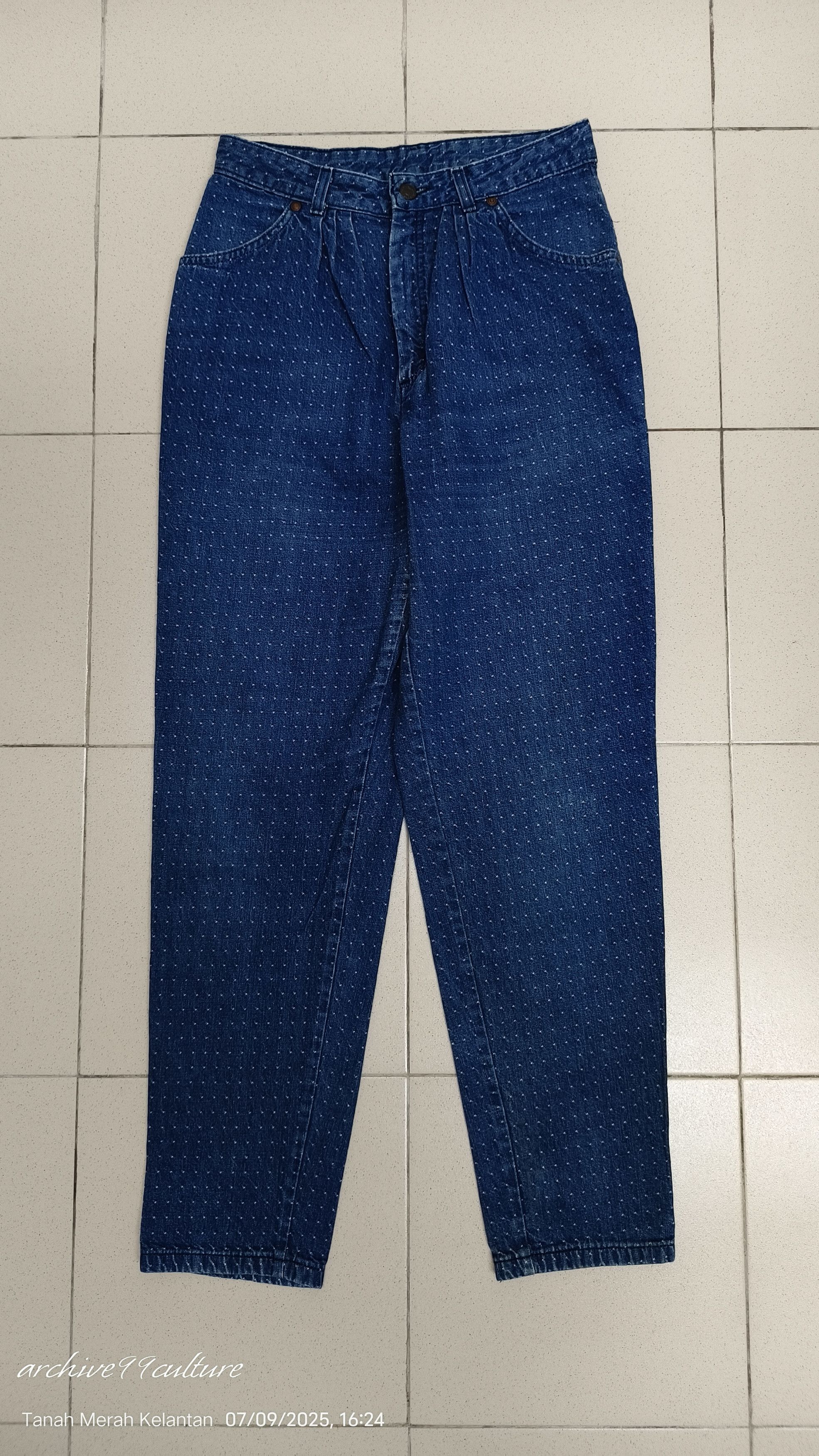 Levi's Vintage 90's Levi's Misses Snow high rise tapered jeans Size 28" / US 6 / IT 42 - 1 Thumbnail
