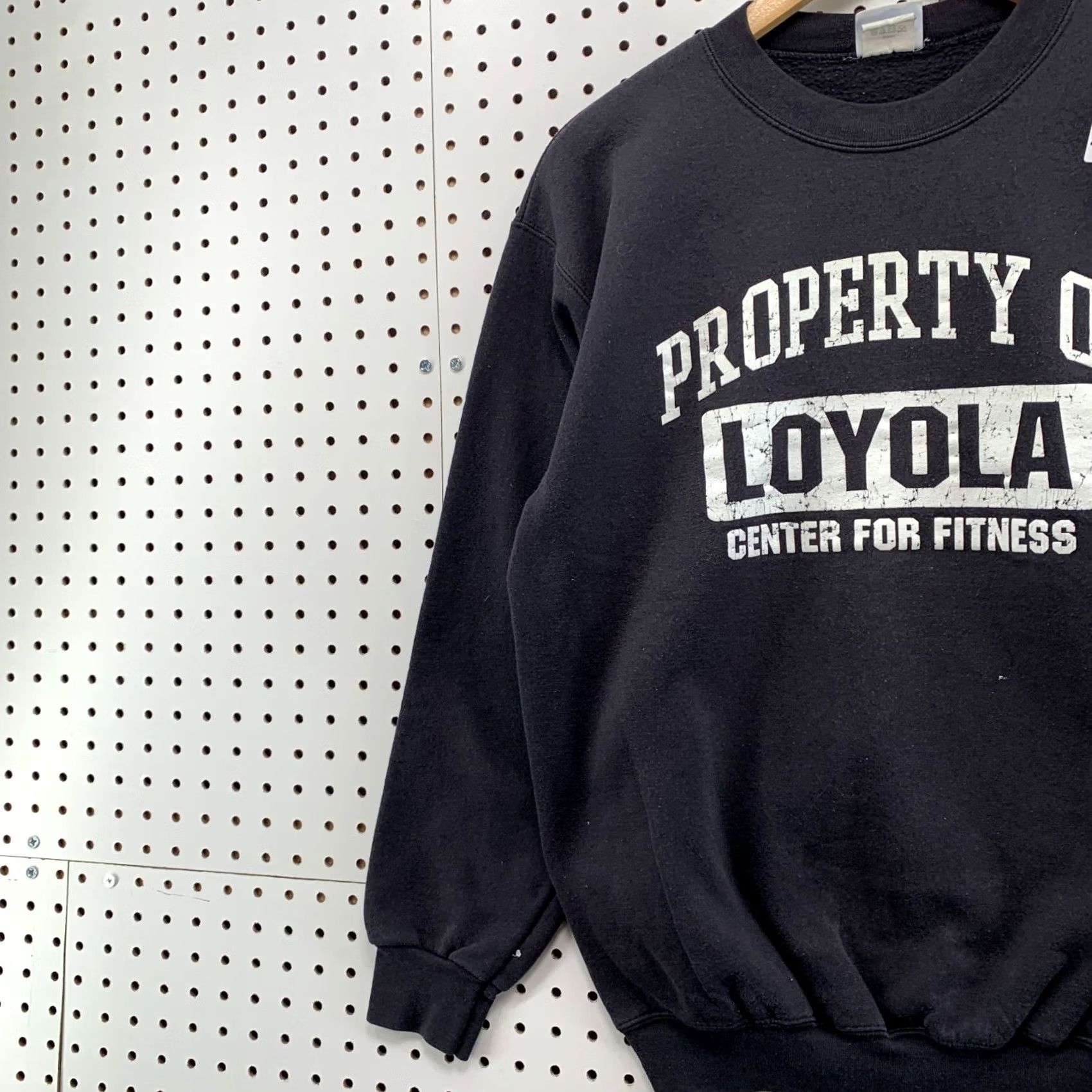Vintage Loyola University Sweatshirt Mens Medium Black Crewneck Pullover Faded 21x27 Size US M / EU 48-50 / 2 - 3 Thumbnail