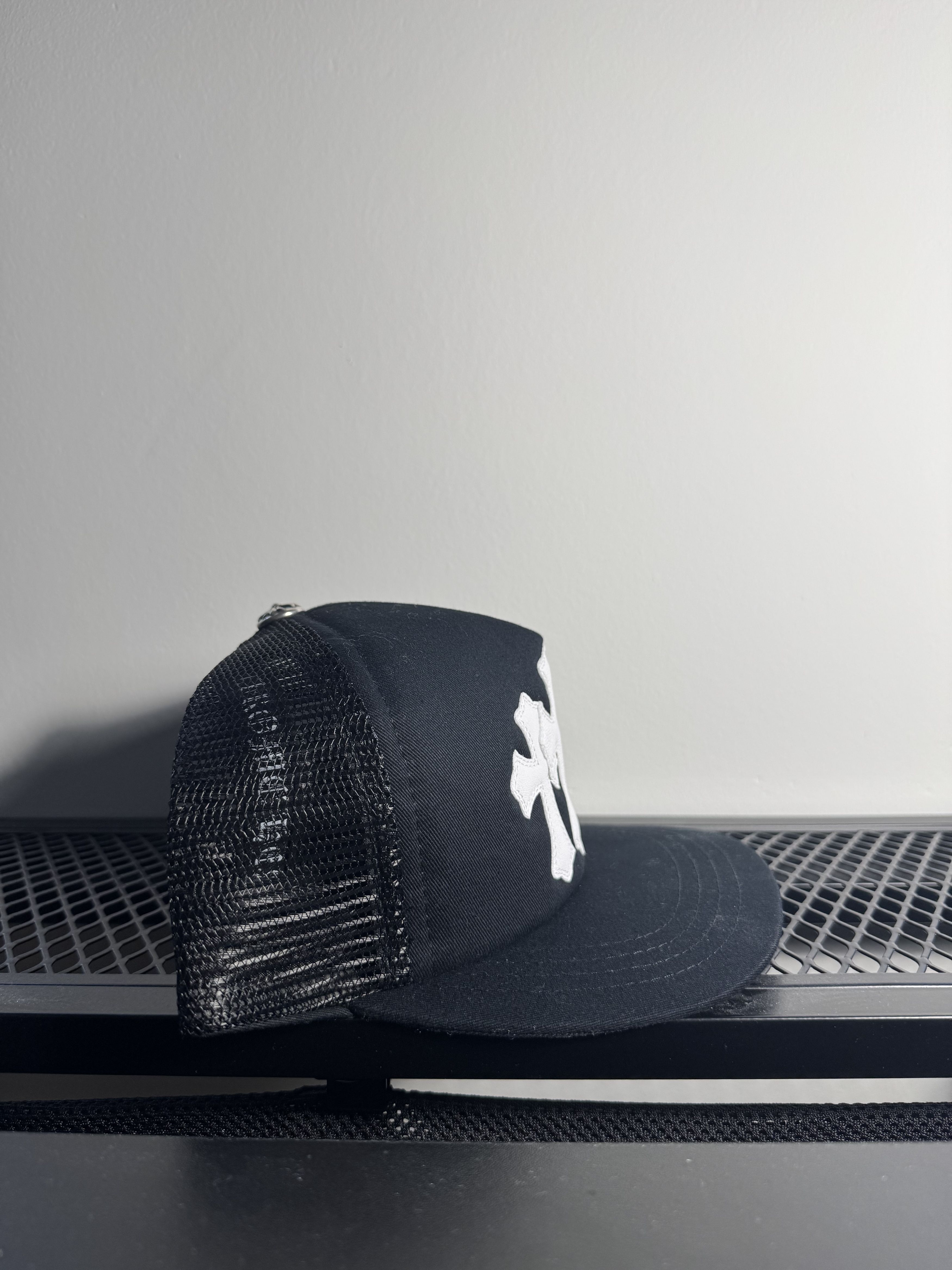 Chrome Hearts Triple Cross Cemetery Trucker Hat B/W Size ONE SIZE - 4 Thumbnail