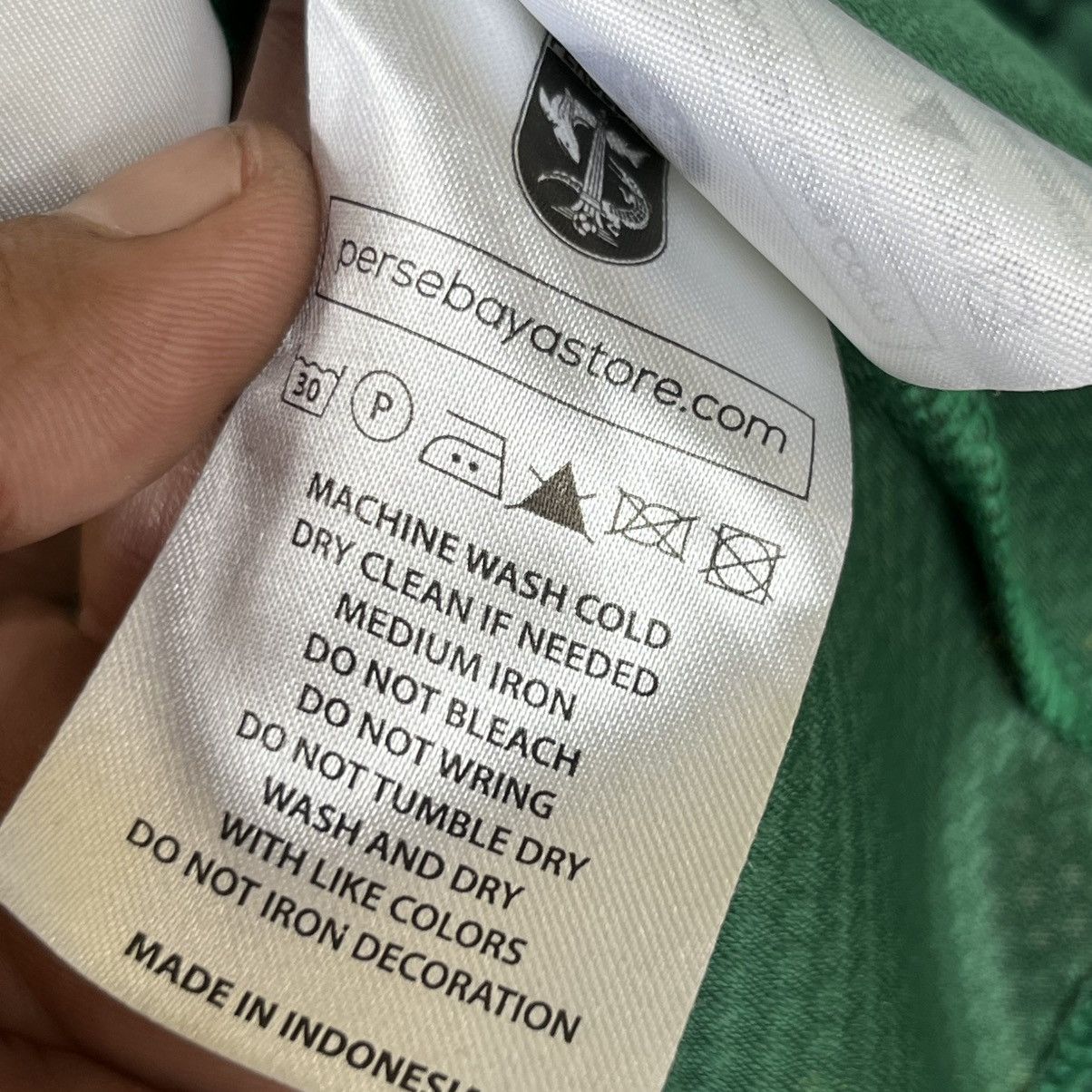 Other RARE PERSEBAYA SURABAYA LIGA 1 INDONESIA MATCH WORN JERSEY Size US XL / EU 56 / 4 - 7 Thumbnail