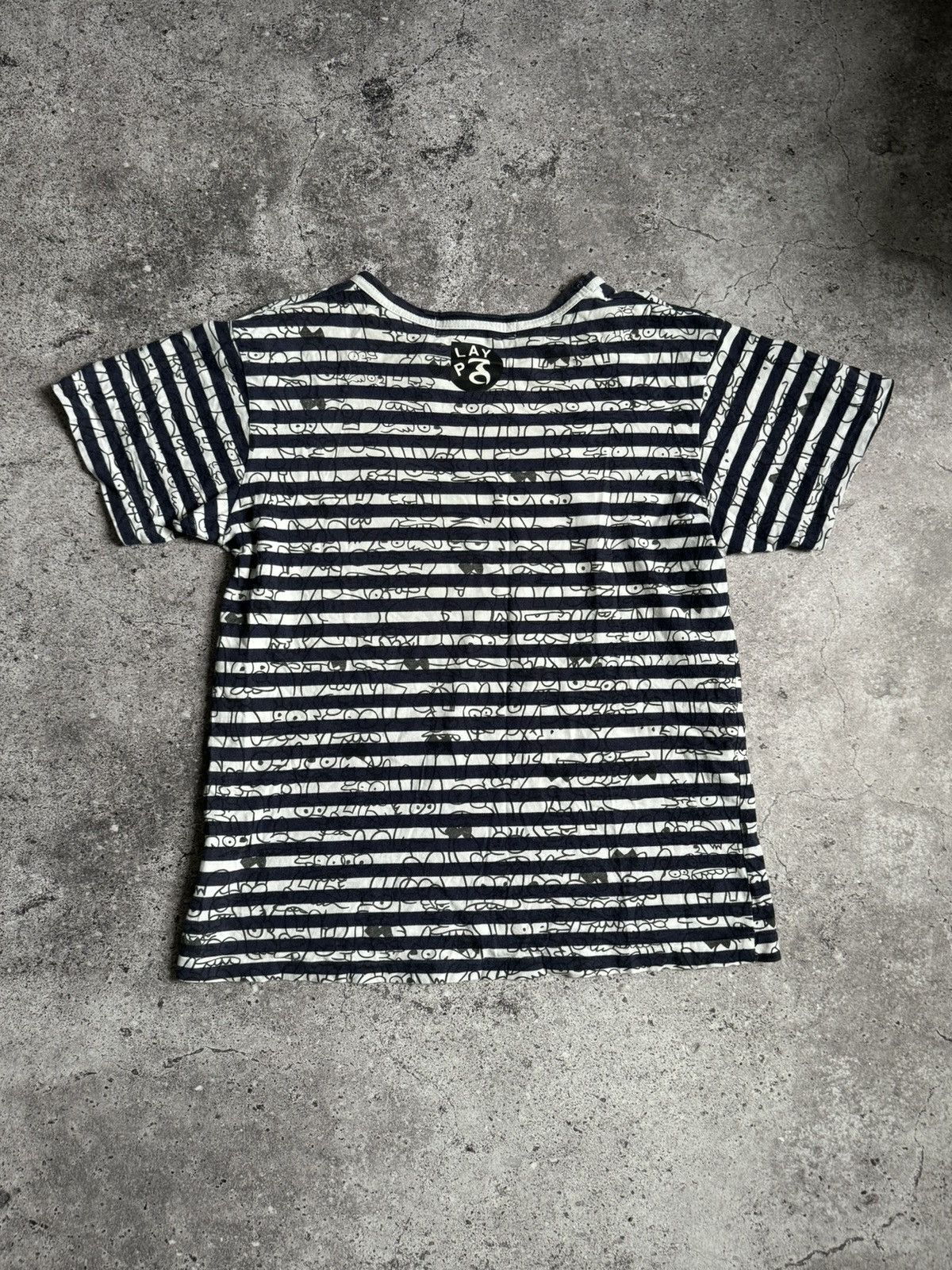 Comme des Garcons Vintage Come des Garçons Play rare distressed t-shirt Size US L / EU 52-54 / 3 - 9 Thumbnail