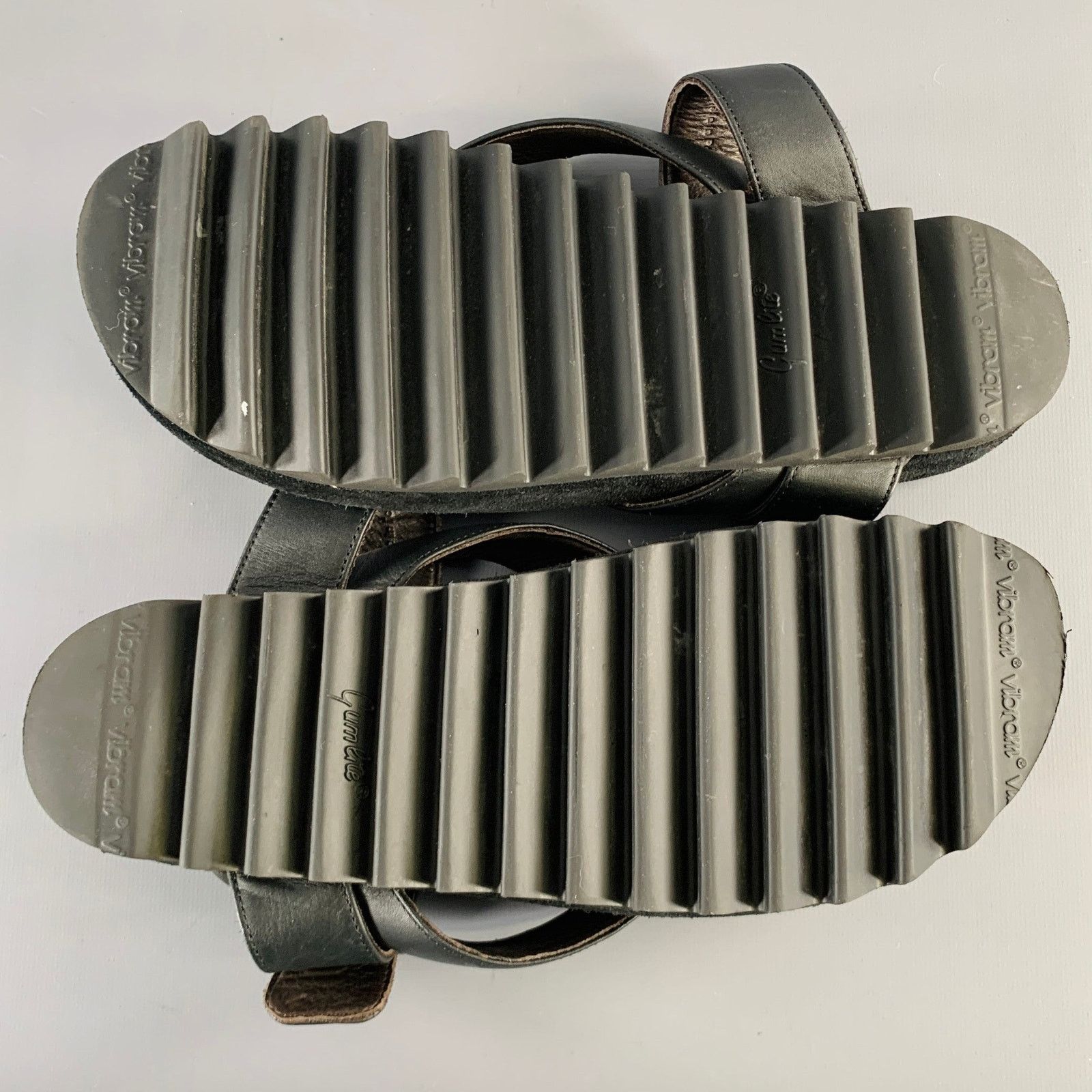 Lanvin LANVIN Size 8 Black Leather Thong Sandals Size US 8 / EU 41 - 6 Thumbnail