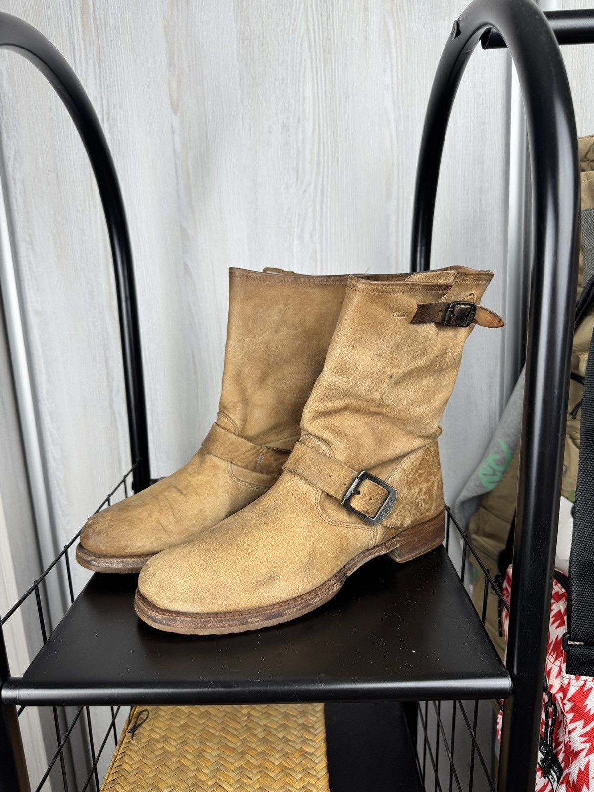 Frye Frye Leather buckled brown beige faded boots size 8.5 Size US 8.5 / IT 38.5 - 13 Thumbnail