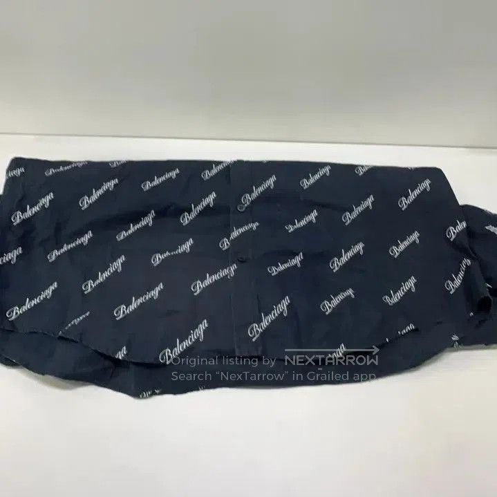 Balenciaga Balenciaga Black Logo Printed Short Sleeve Shirt. Size US M / EU 48-50 / 2 - 5 Thumbnail