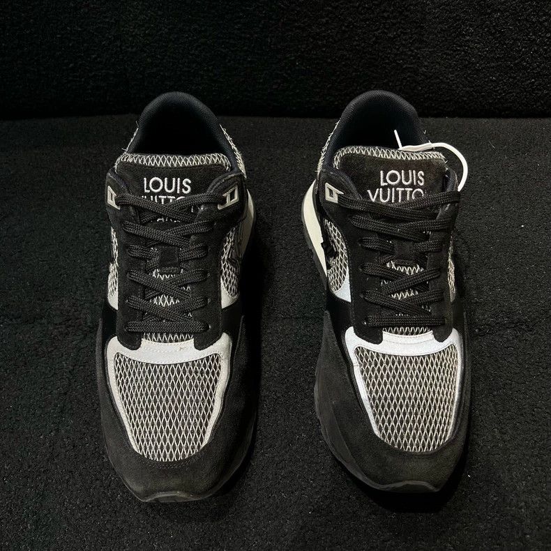 Louis Vuitton Louis Vuitton sneaker shoes Size US 7.5 / EU 40-41 - 1 Thumbnail